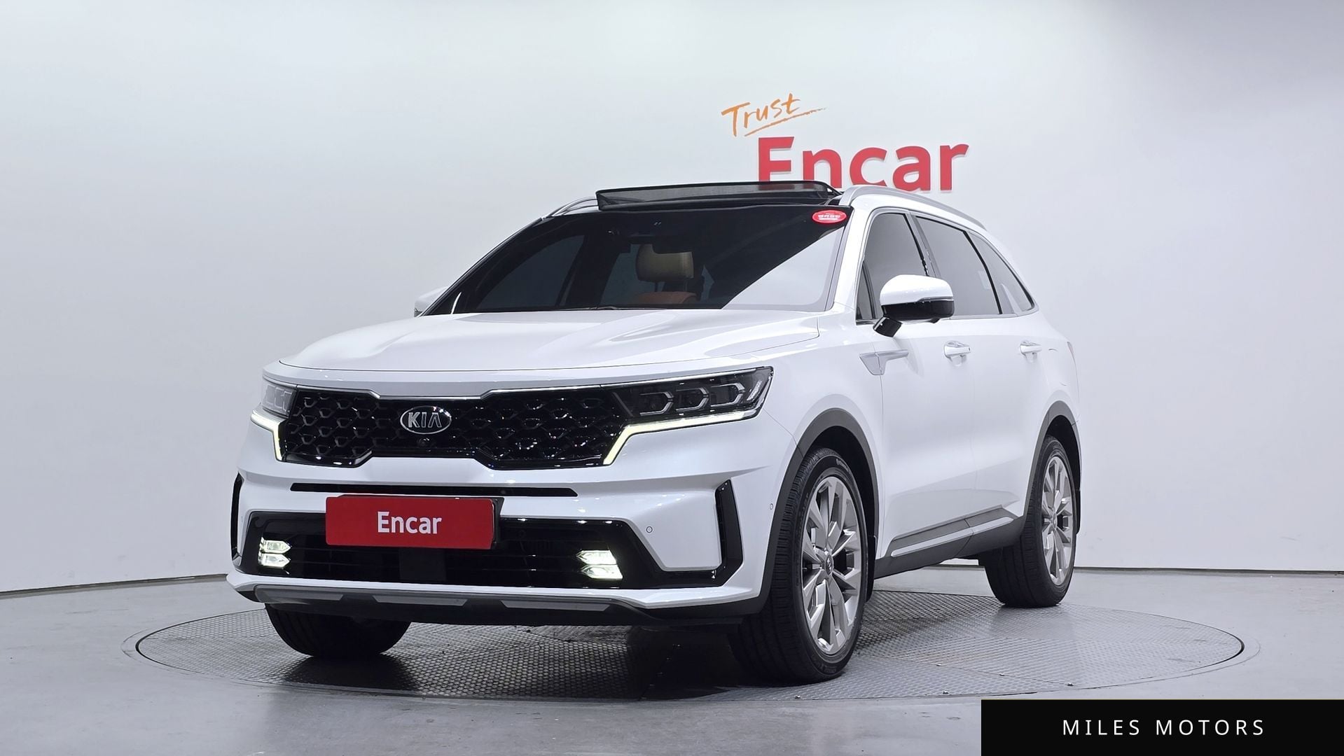 Kia Sorento 2021 — фото 1 из 12