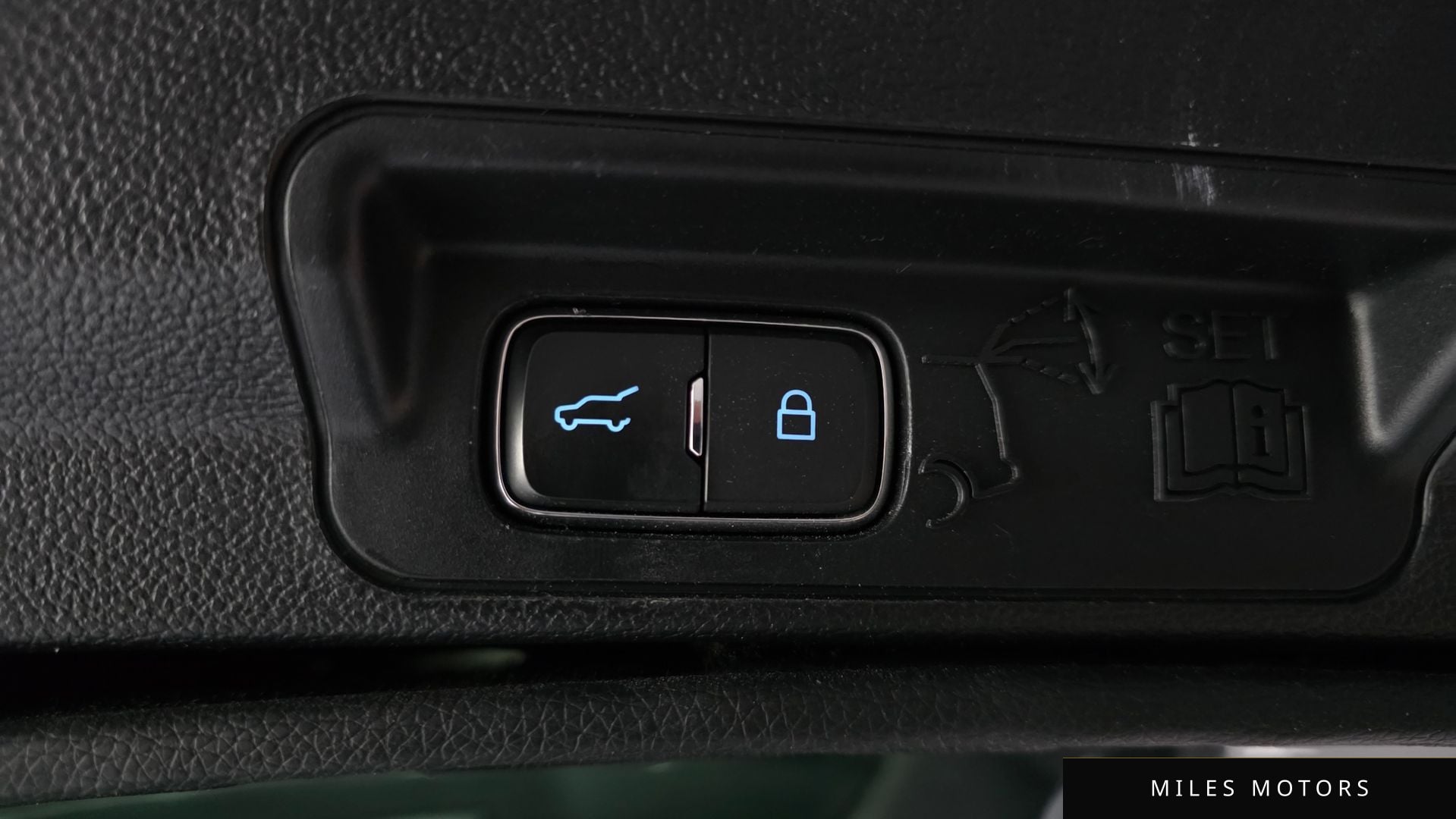 Ford 익스플로러 2020 — миниатюра 19
