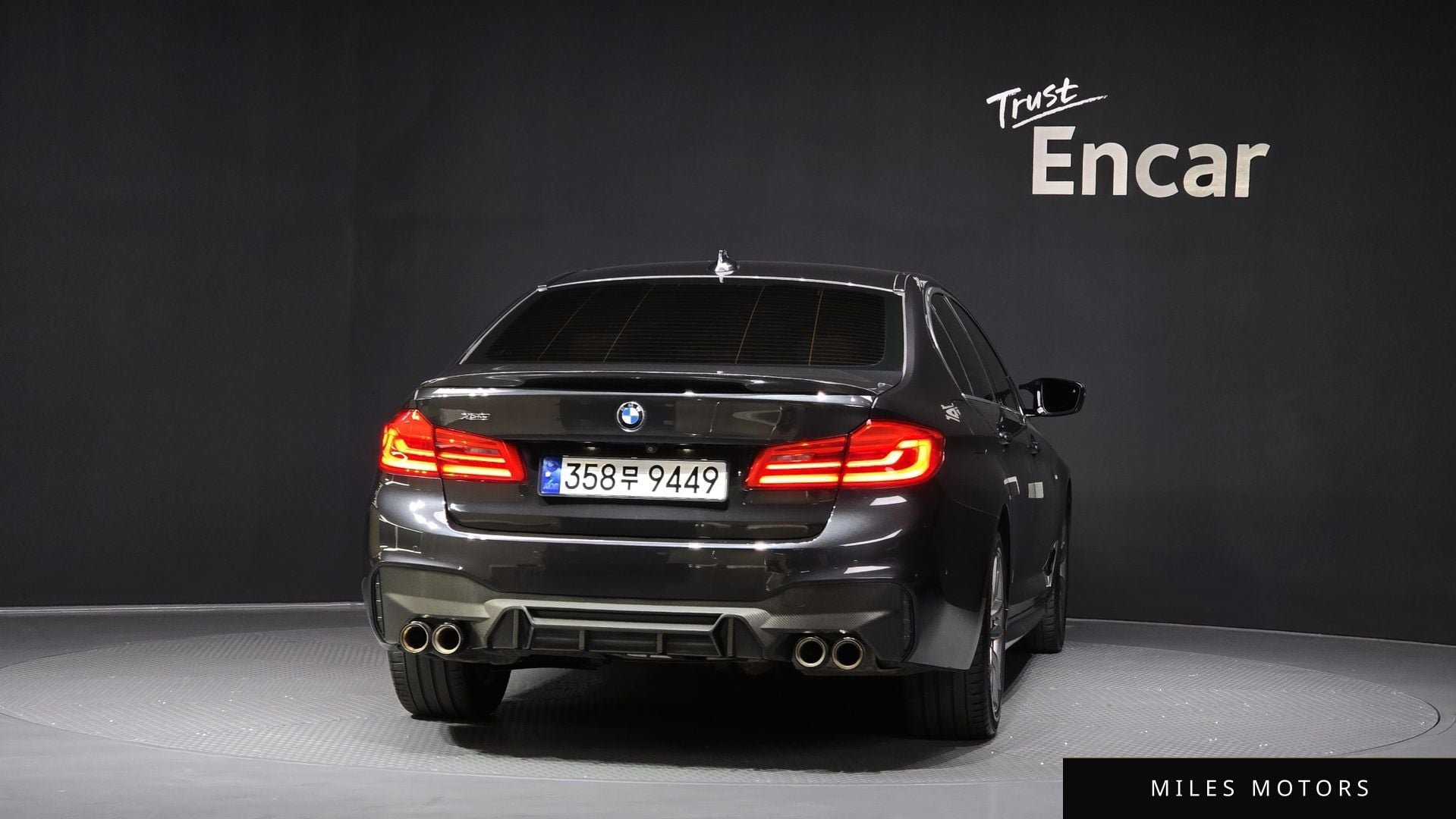 BMW 5 Series (G30) 2018 — миниатюра 4