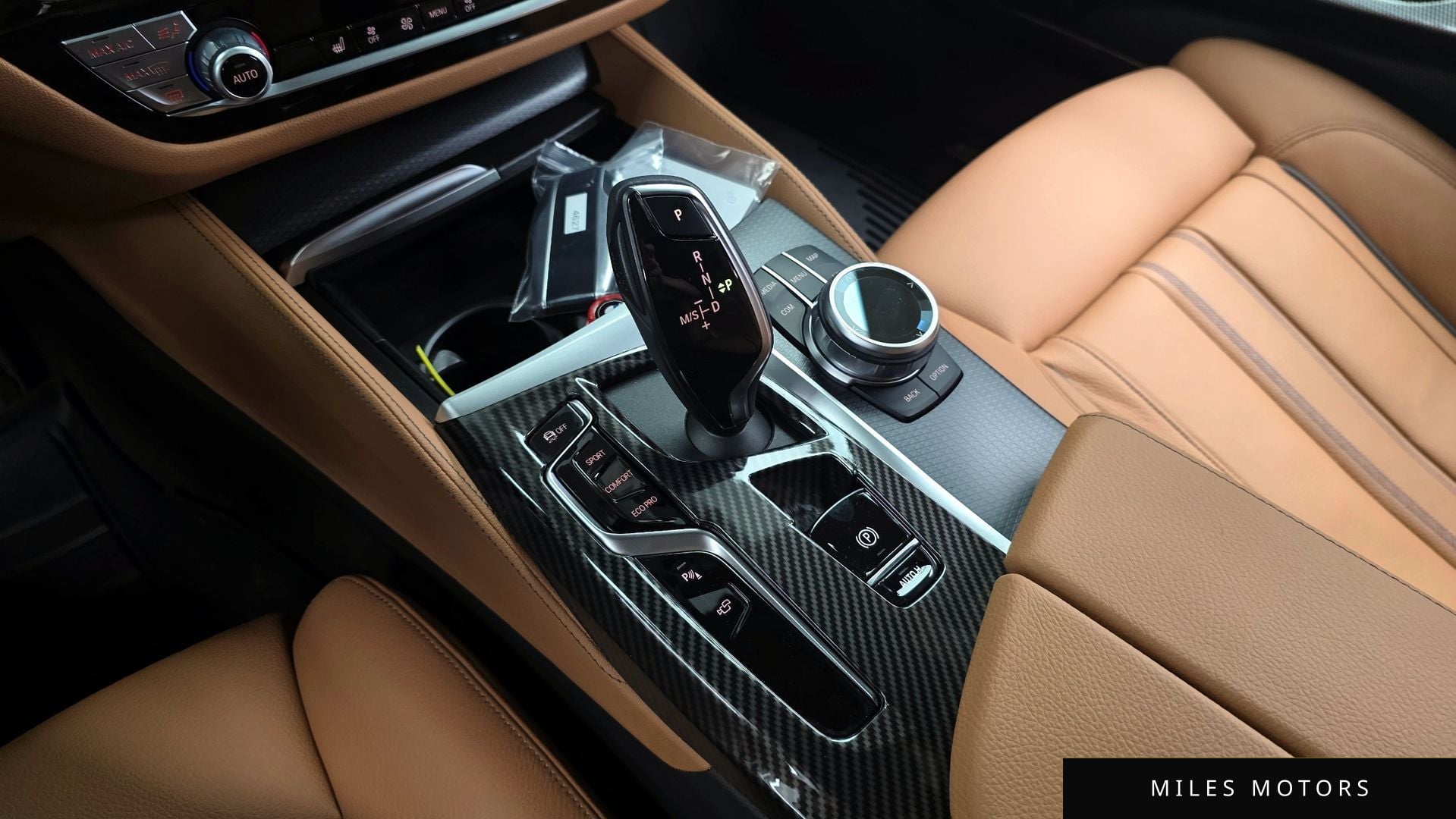 BMW 5 Series (G30) 2023 — миниатюра 9