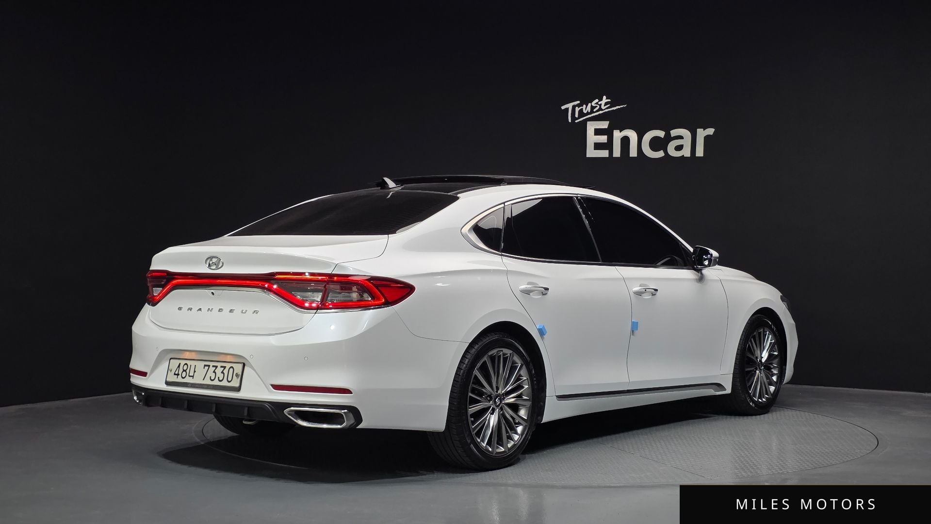 Hyundai Grandeur 2017 — миниатюра 2