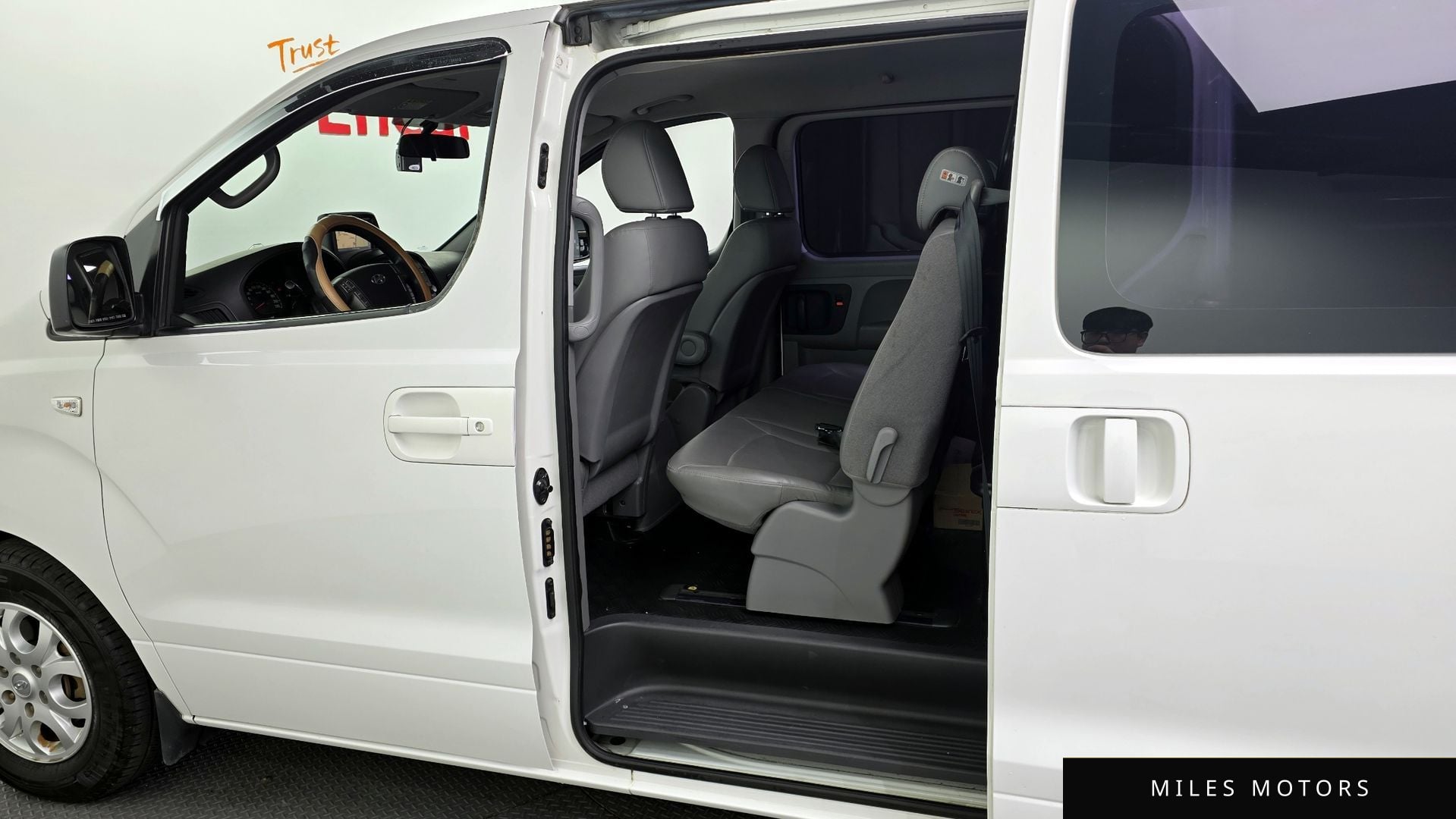 Hyundai Starex 2015 — миниатюра 11