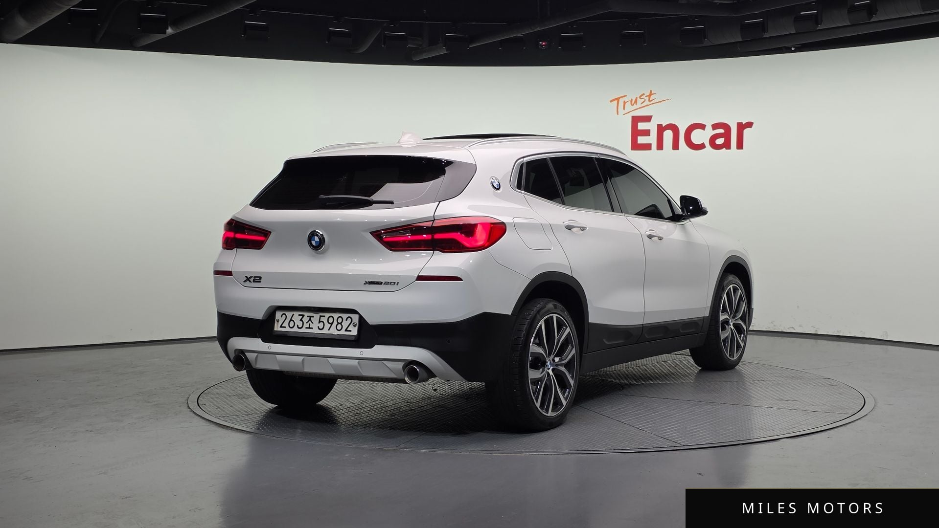 BMW X2 (F39) 2020 — миниатюра 2