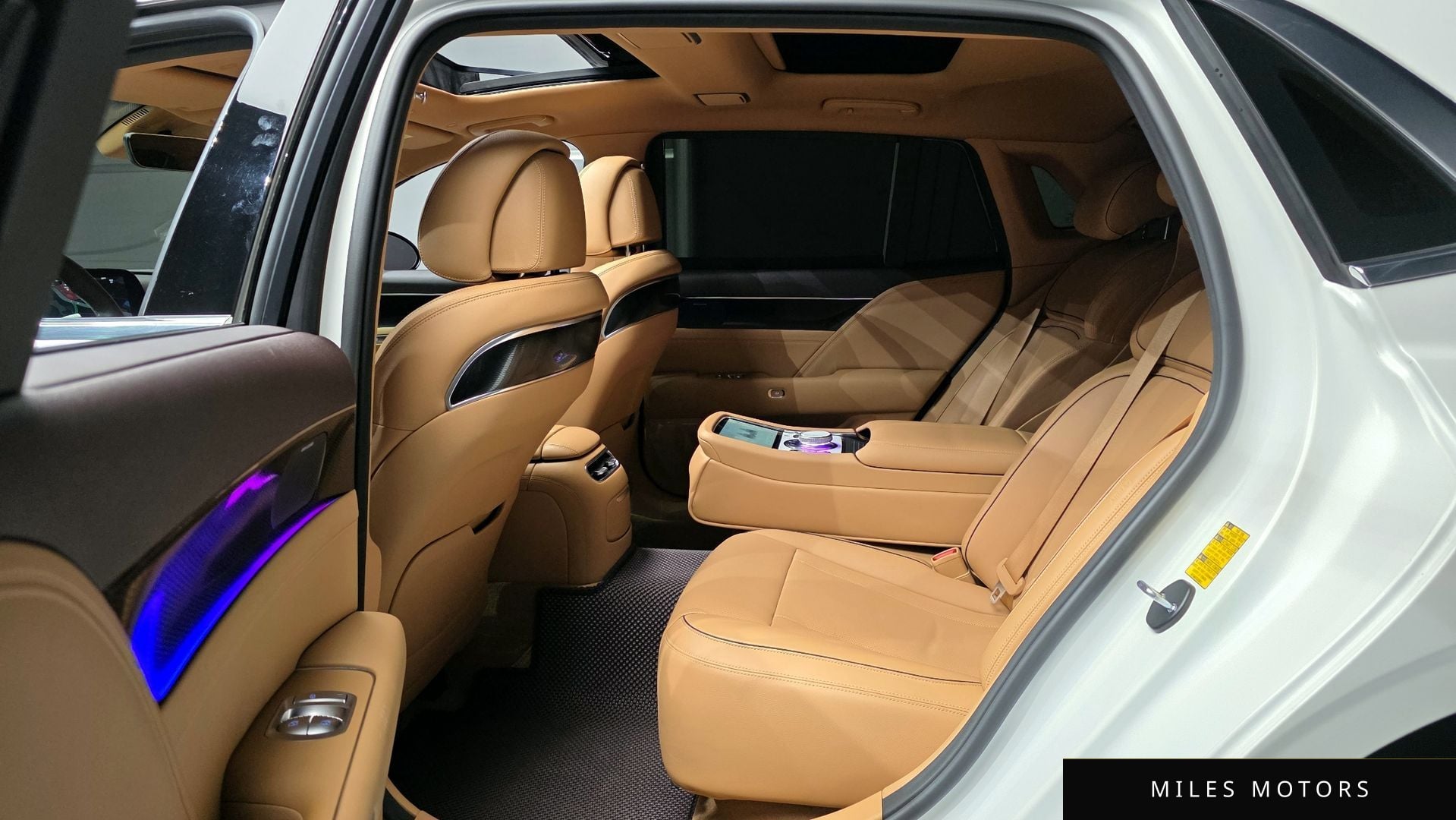 Genesis G90 (RS4) 2022 — миниатюра 12