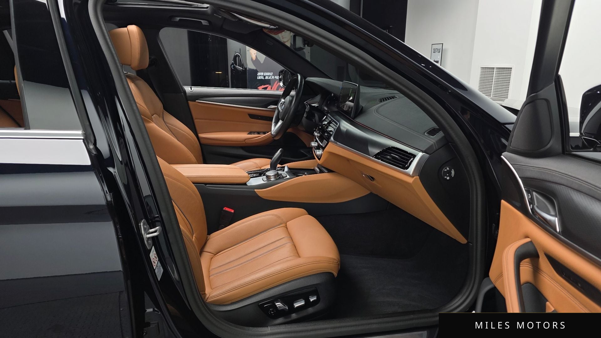 BMW 5시리즈 (G30) 2023 — миниатюра 11