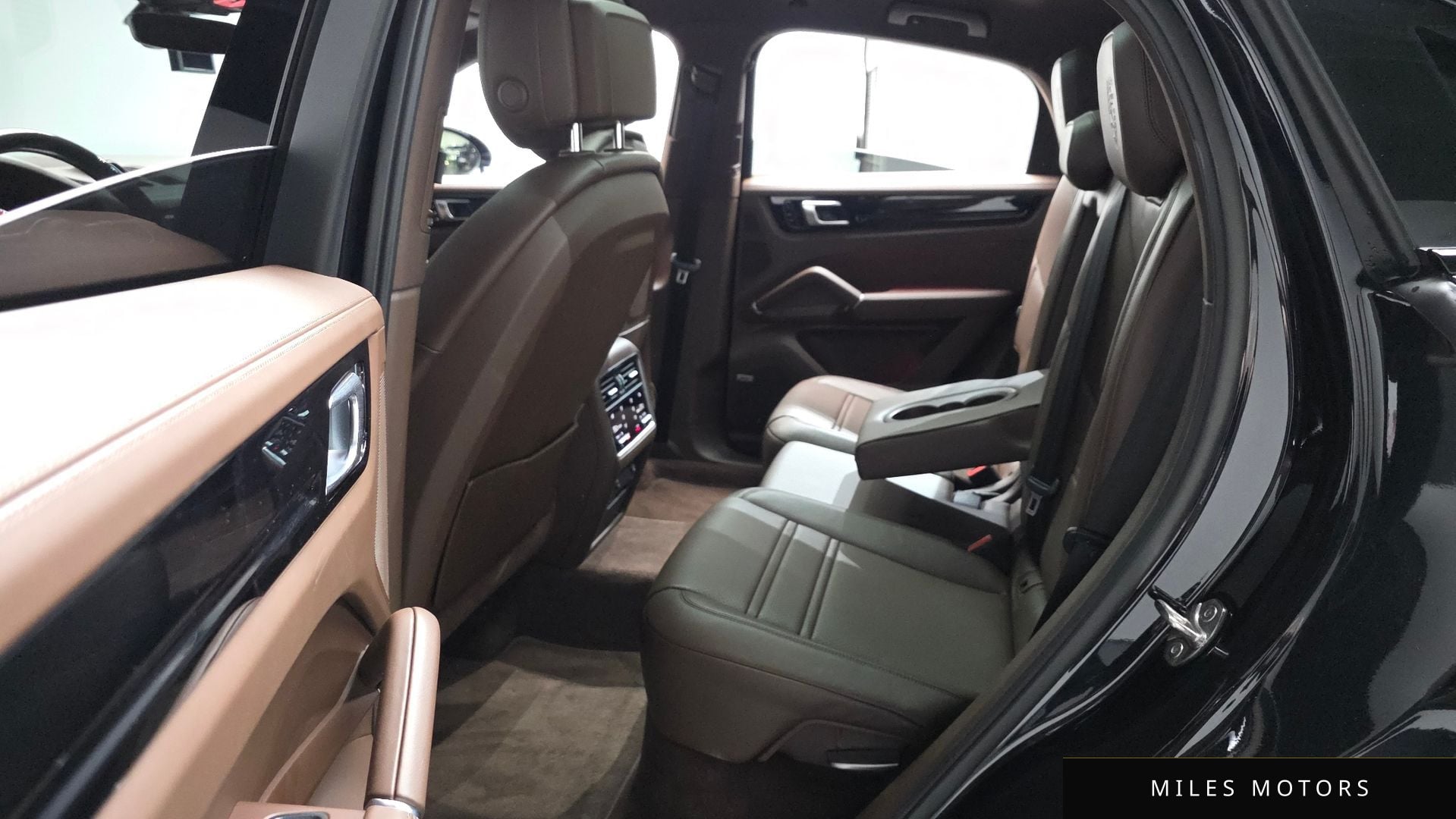 Porsche 카이엔 (PO536) 2021 — миниатюра 12