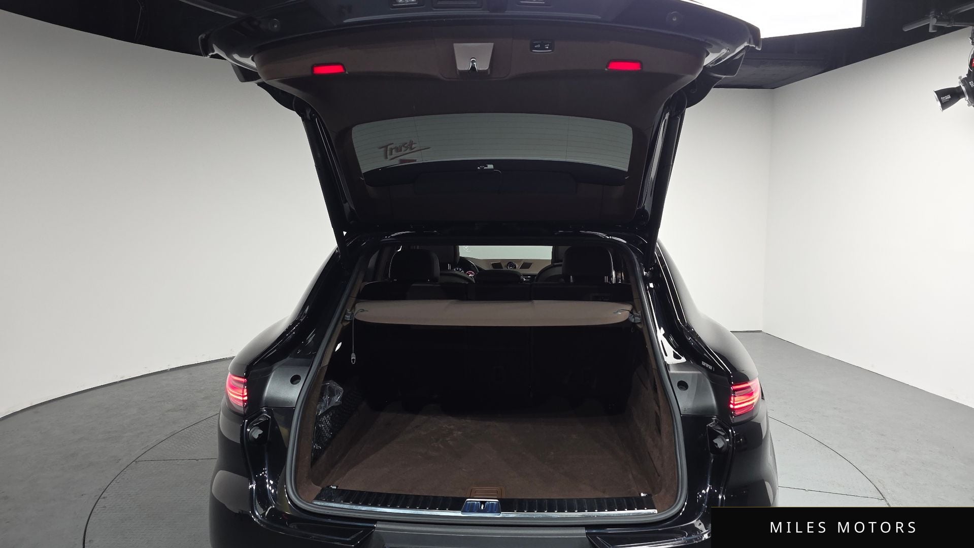Porsche 카이엔 (PO536) 2021 — миниатюра 20