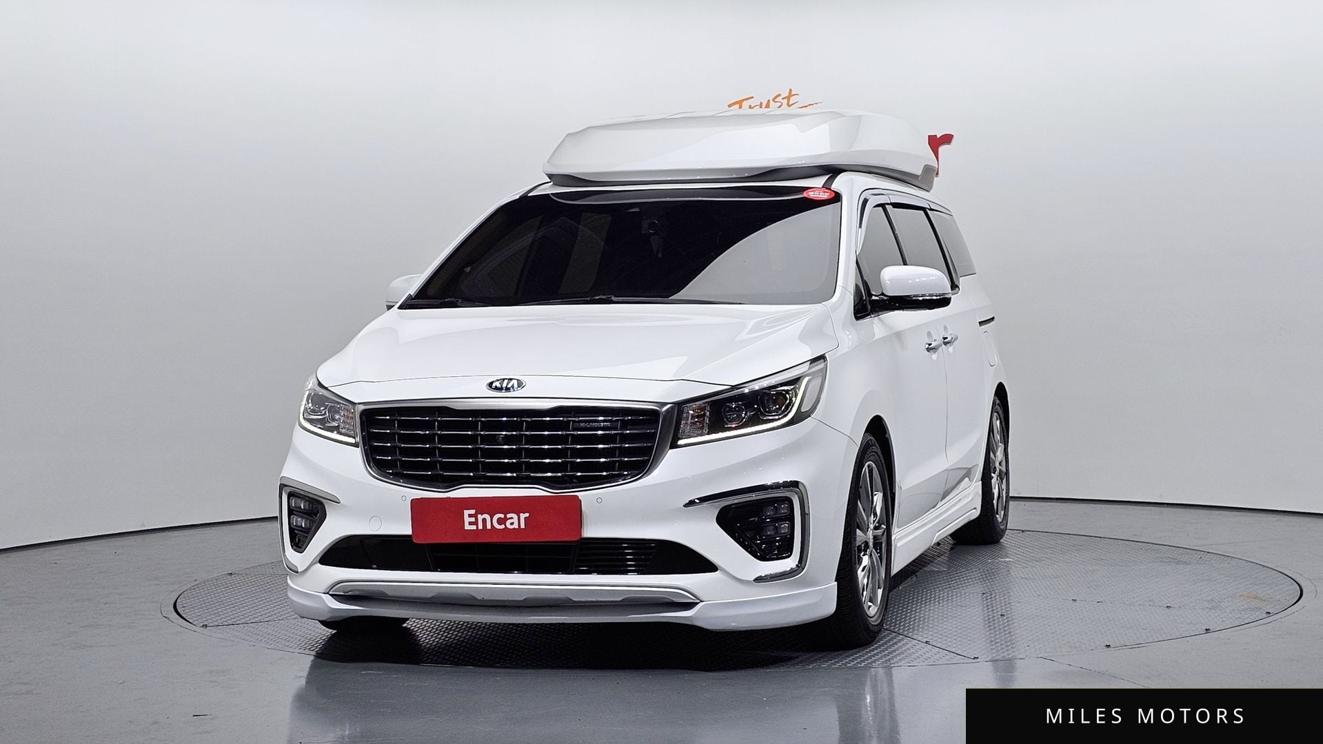 Kia Canival 2019 — миниатюра 3