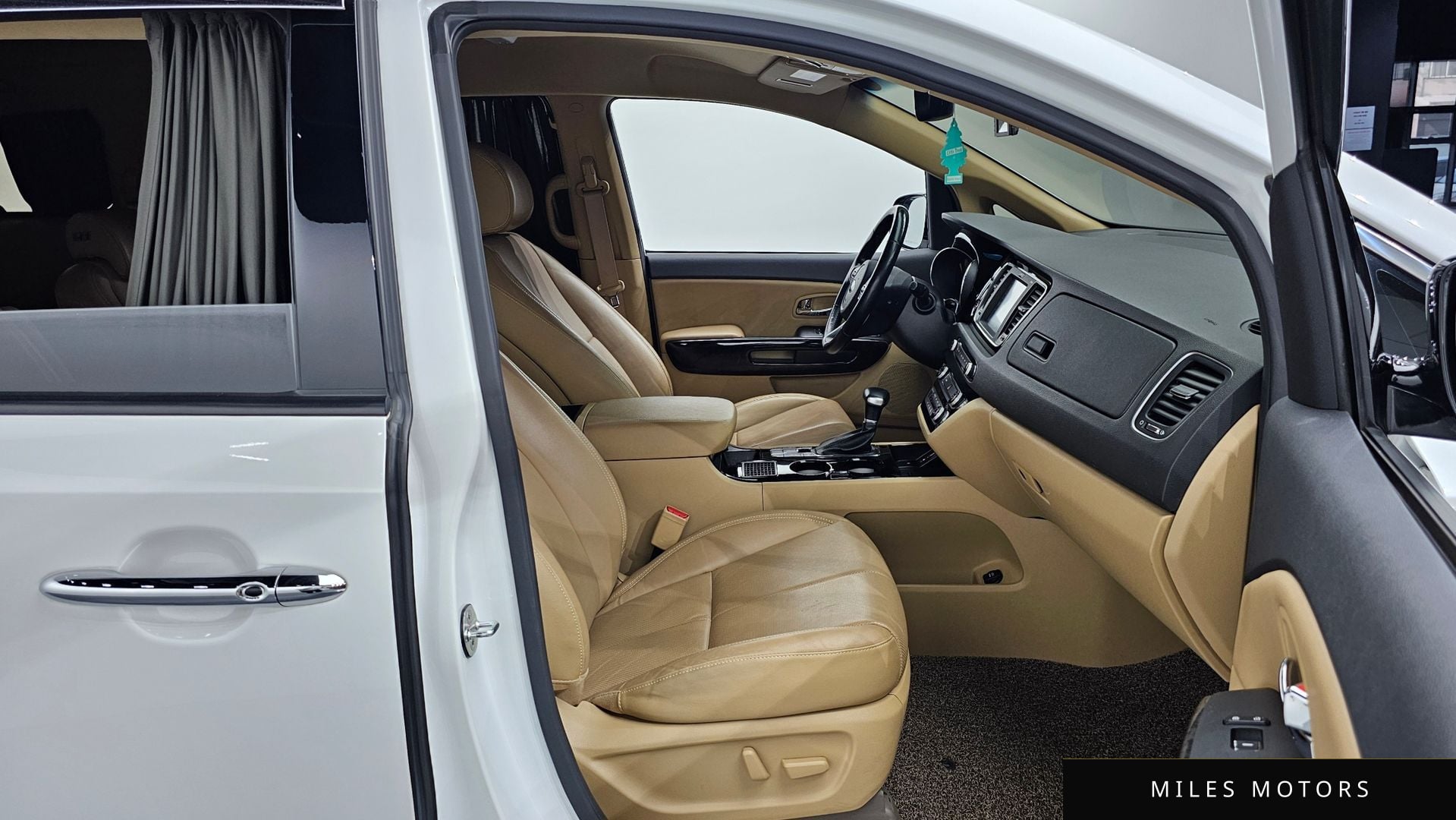 Kia Canival 2019 — миниатюра 10