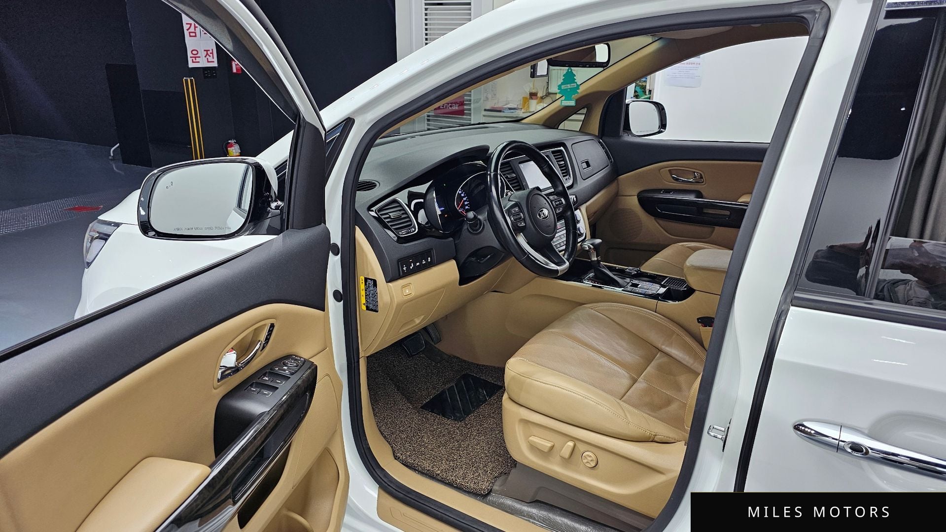 Kia Canival 2019 — миниатюра 11
