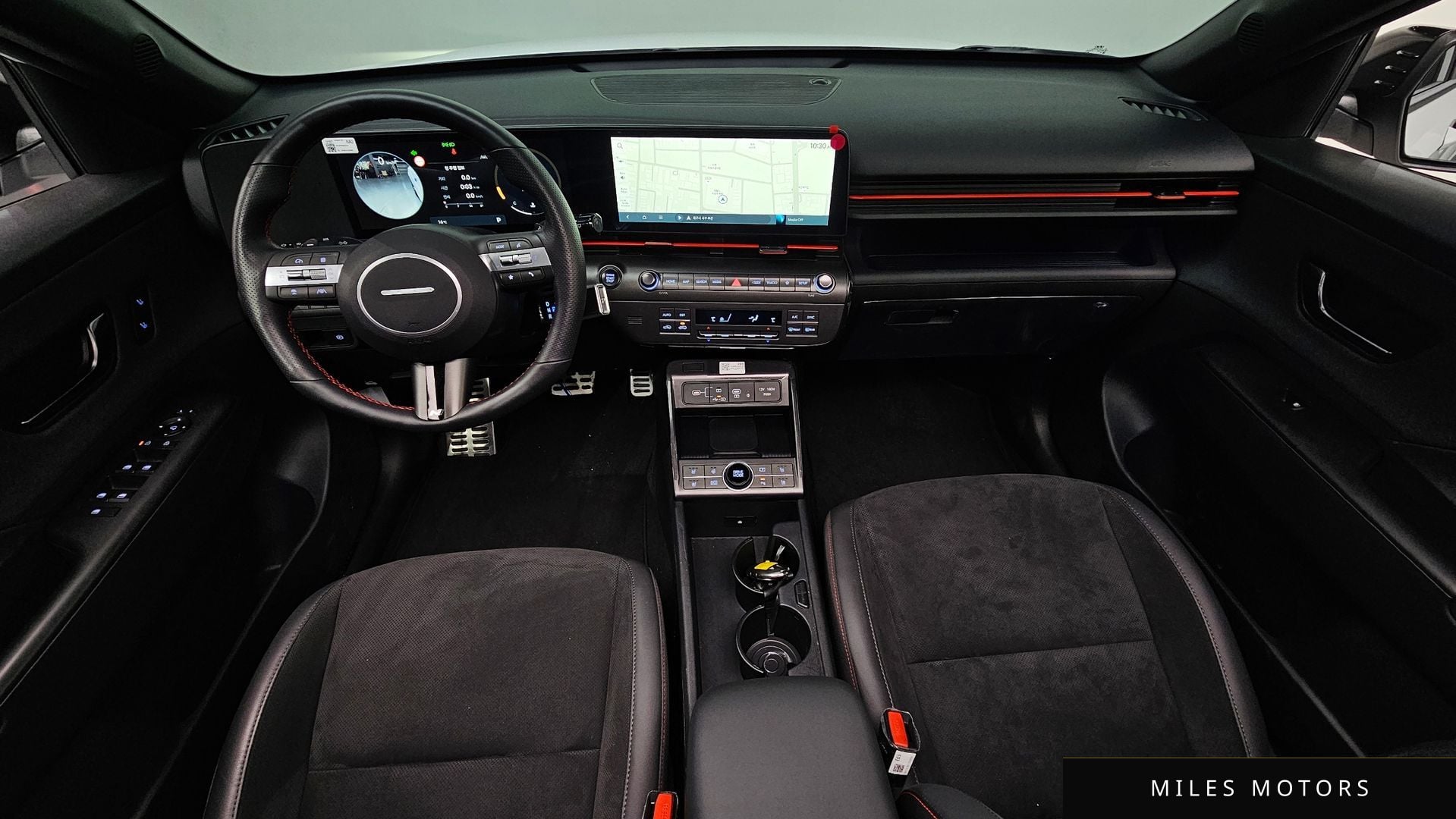 Hyundai Kona 2023 — миниатюра 7