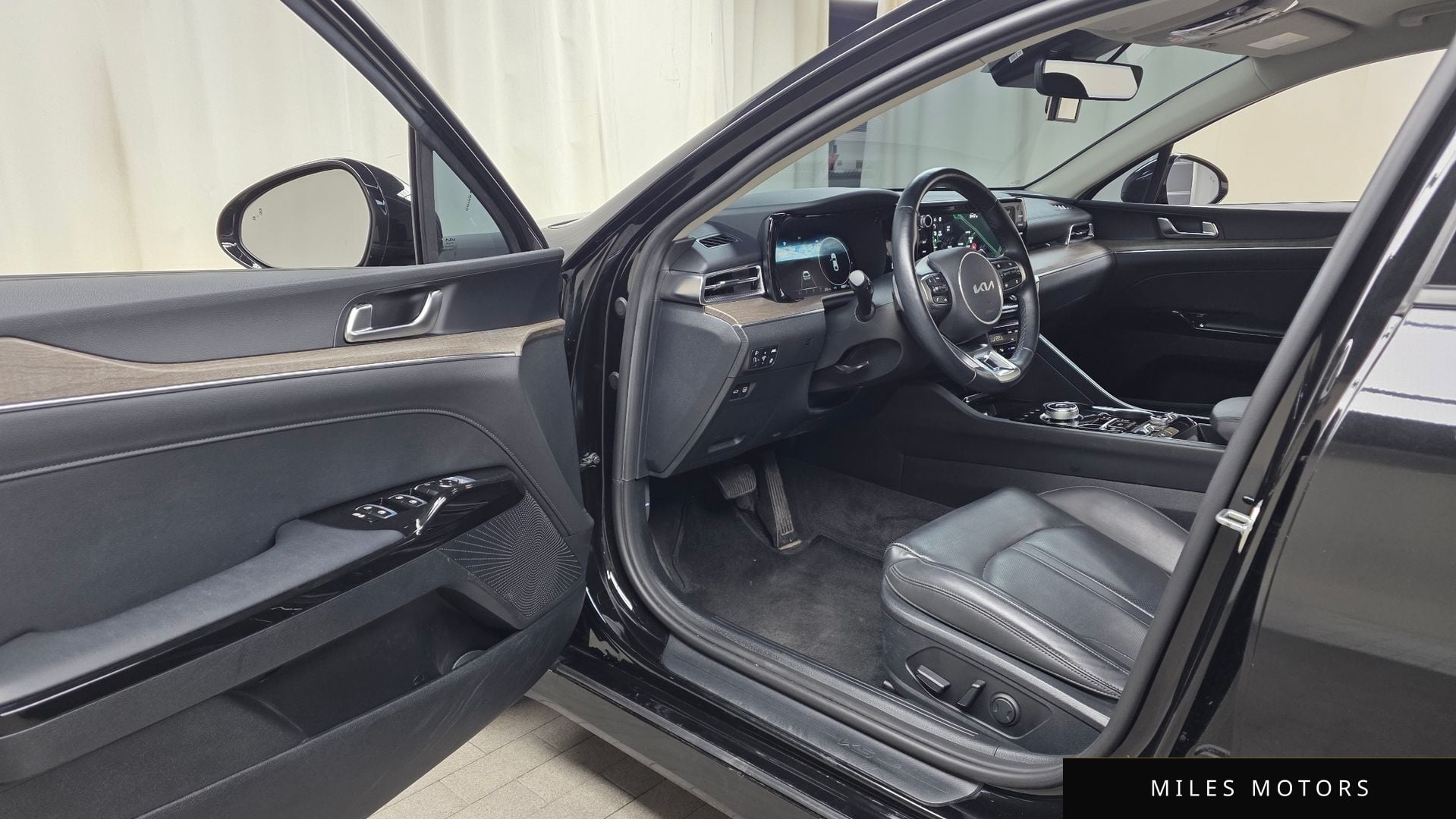 Kia K5 2023 — миниатюра 10
