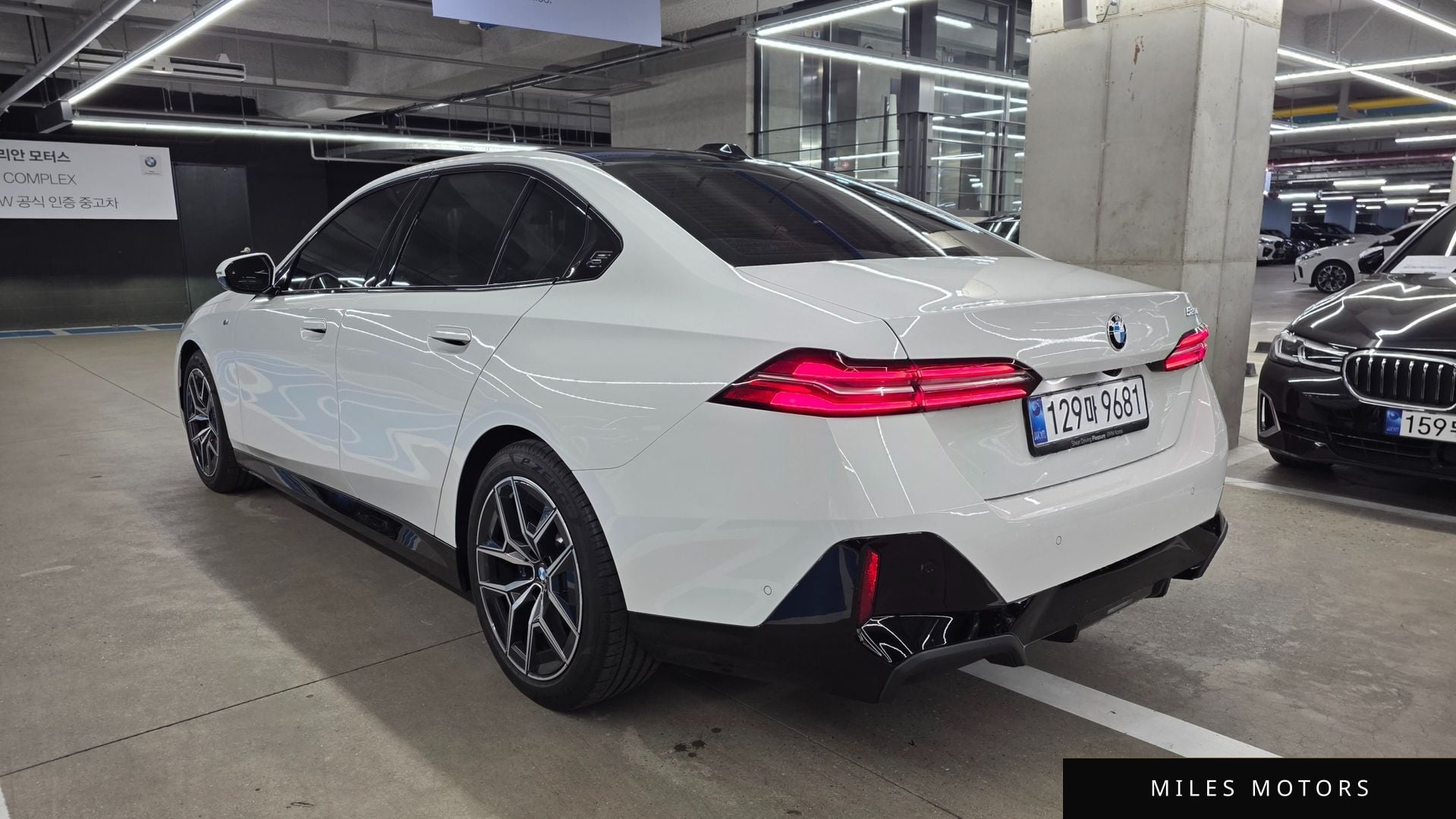 BMW 5 Series (G60) 2025 — миниатюра 2