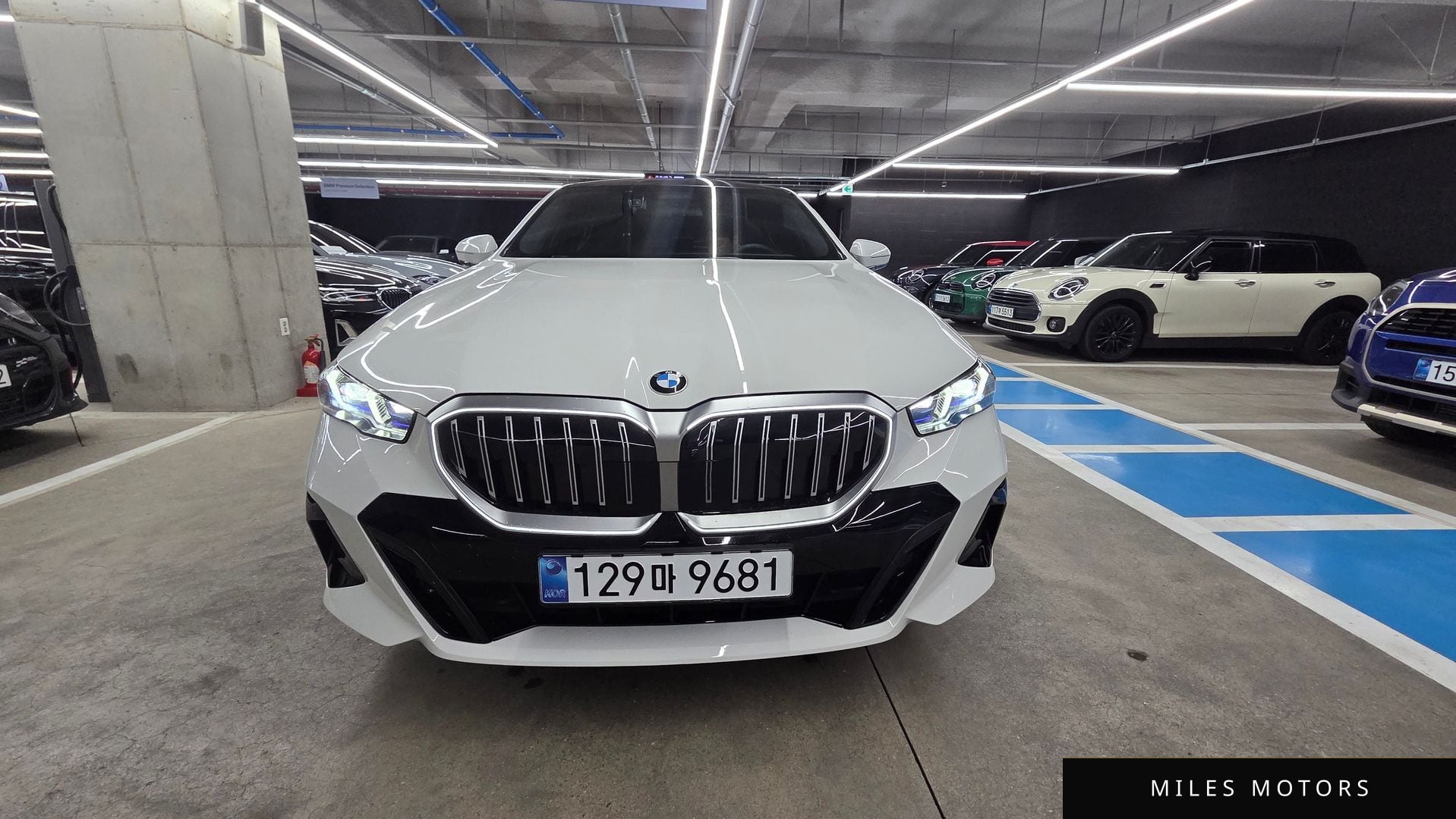 BMW 5 Series (G60) 2025 — миниатюра 3