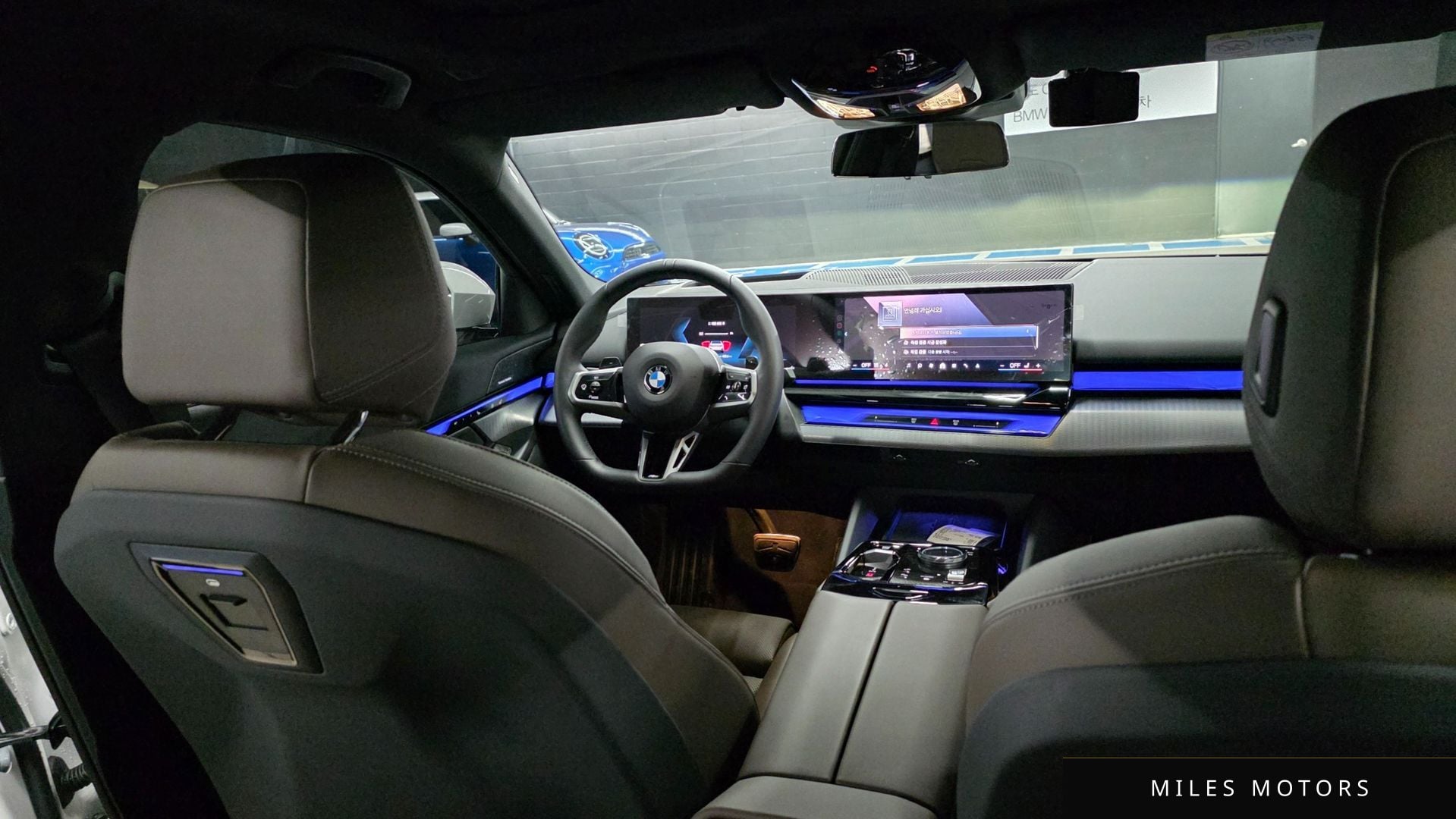 BMW 5 Series (G60) 2025 — миниатюра 7