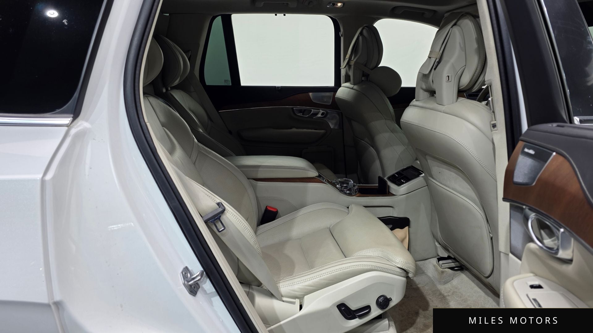Volvo XC90 2020 — миниатюра 12