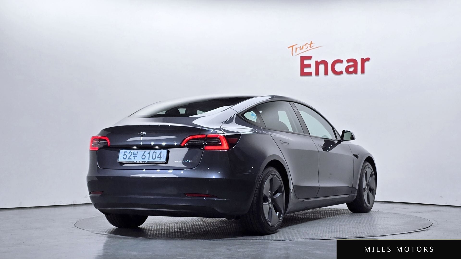 Tesla Model 3 2022 — миниатюра 2