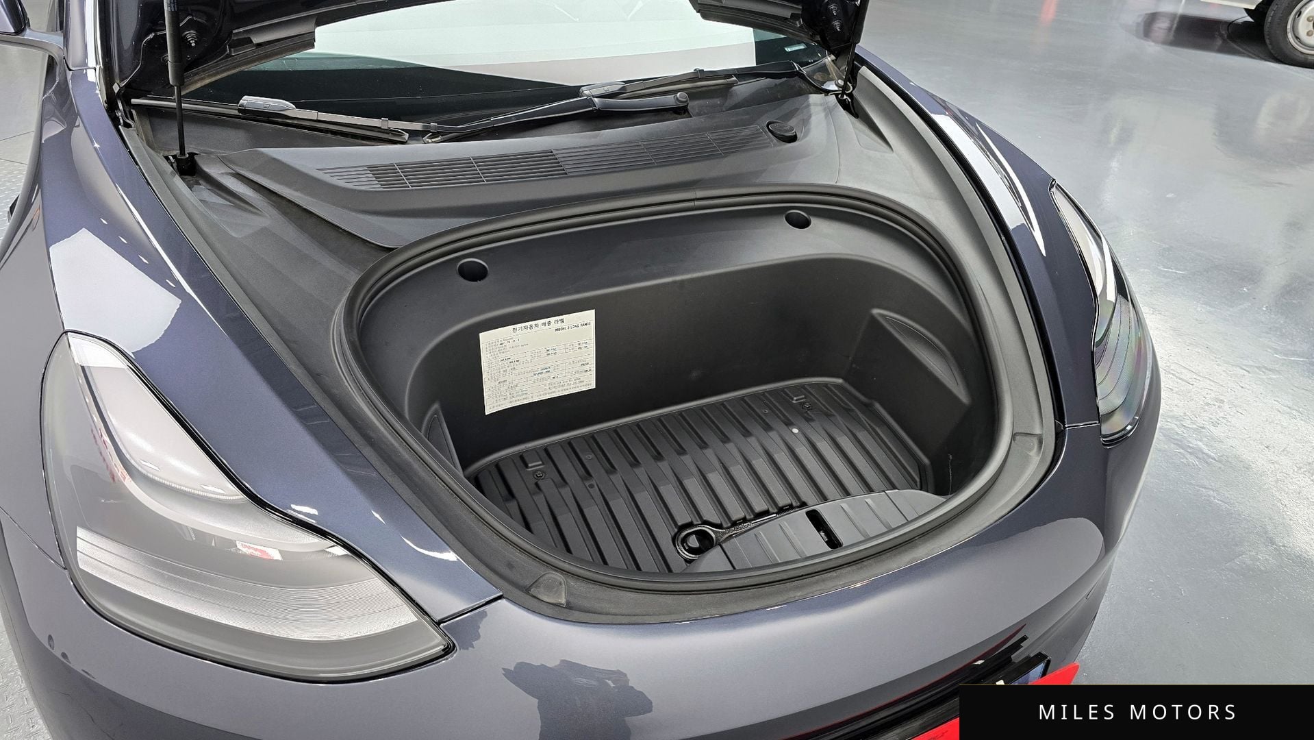 Tesla Model 3 2022 — миниатюра 6
