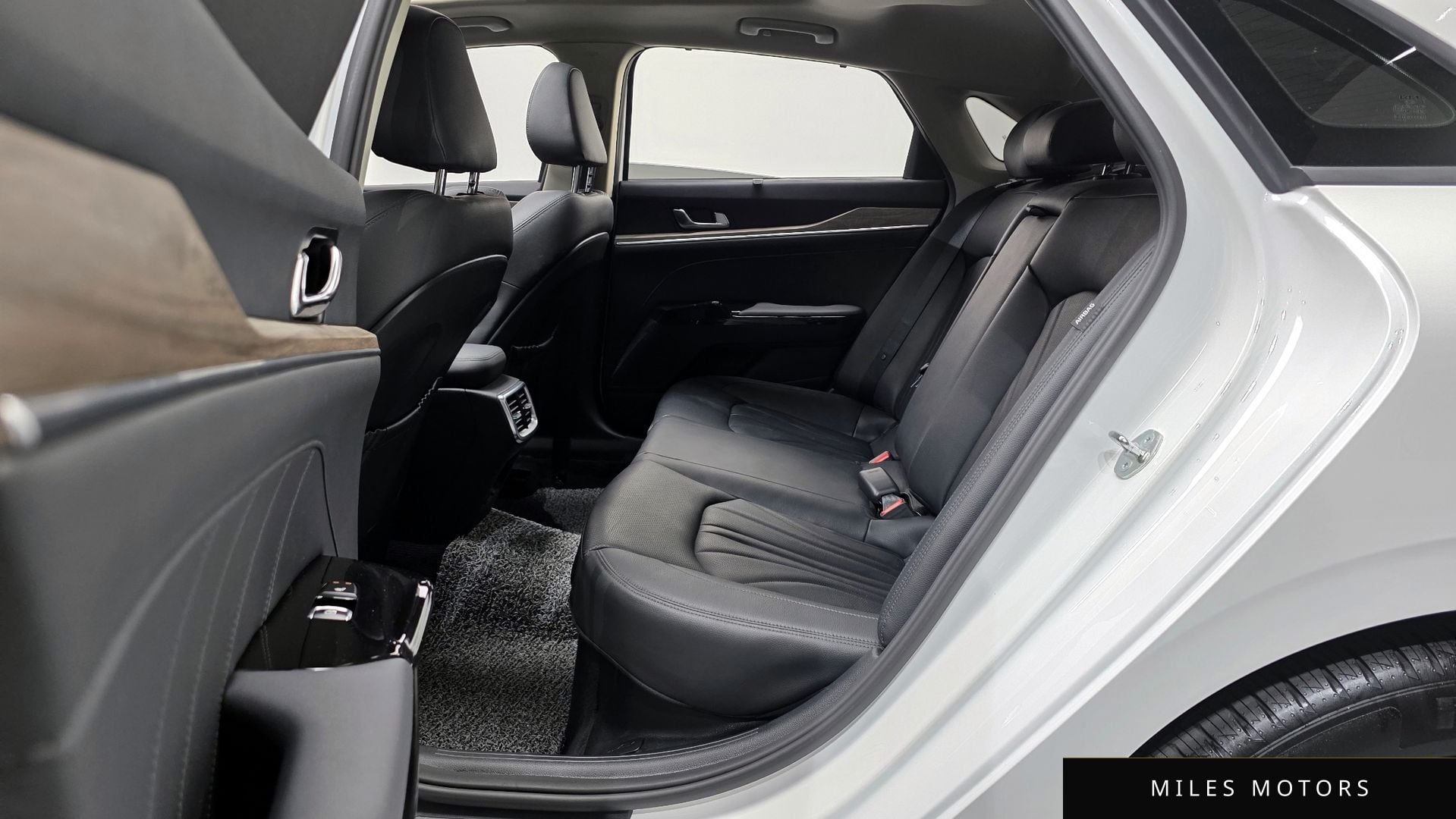 Kia K5 2023 — миниатюра 12