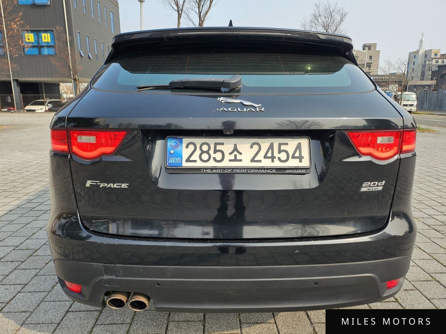 Jaguar F-PACE 2017 — миниатюра 7