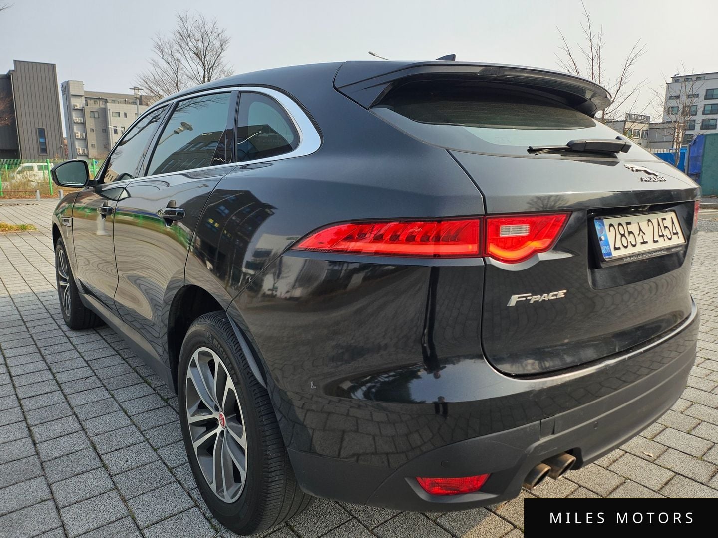 Jaguar F-PACE 2017 — миниатюра 8