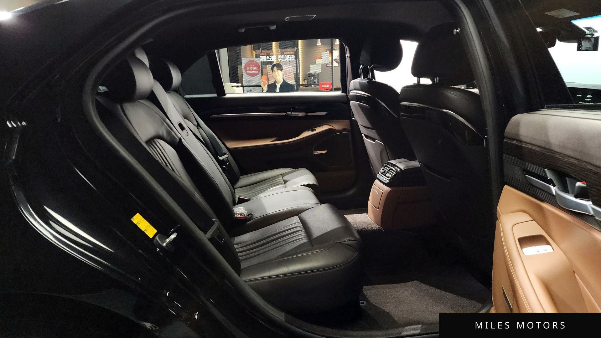 Genesis G90 2021 — миниатюра 12
