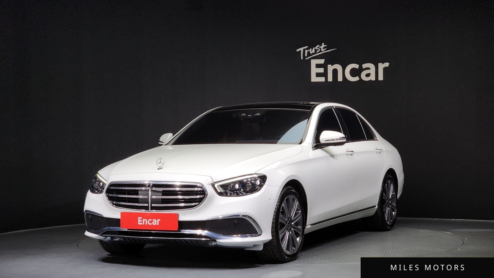 Mercedes-Benz E-Class W213 2022 — фото 1 из 12
