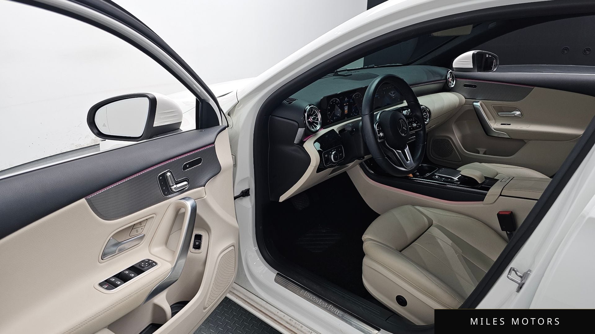 Mercedes-Benz A-Class W177 2021 — миниатюра 11