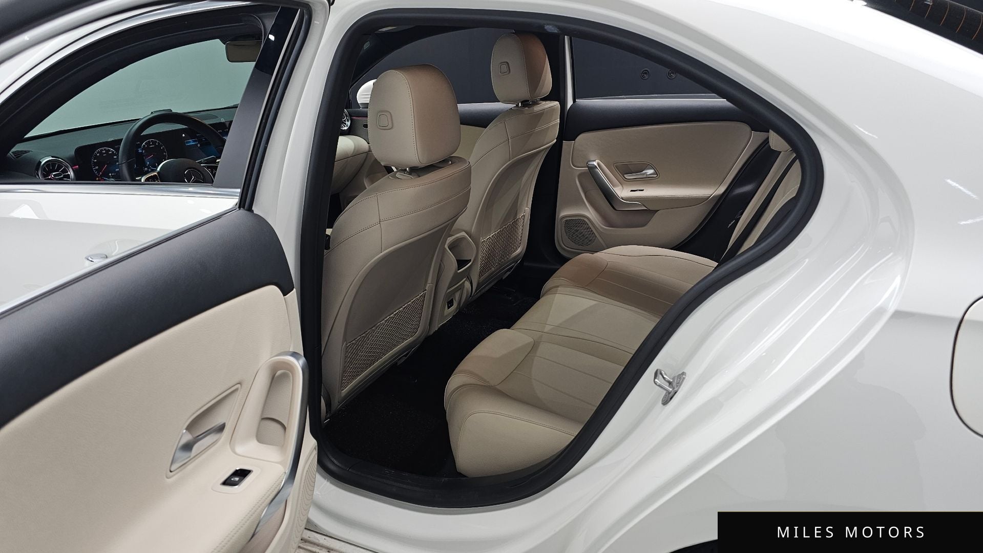 Mercedes-Benz A-Class W177 2021 — миниатюра 12