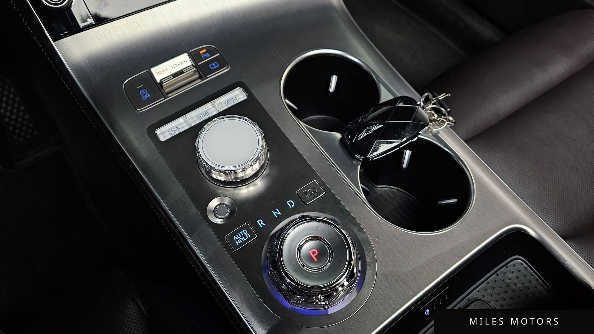 Genesis GV70 2025 — миниатюра 9