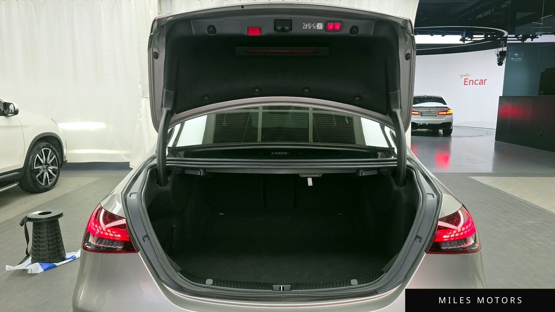 Mercedes-Benz E-Class W213 2023 — миниатюра 20
