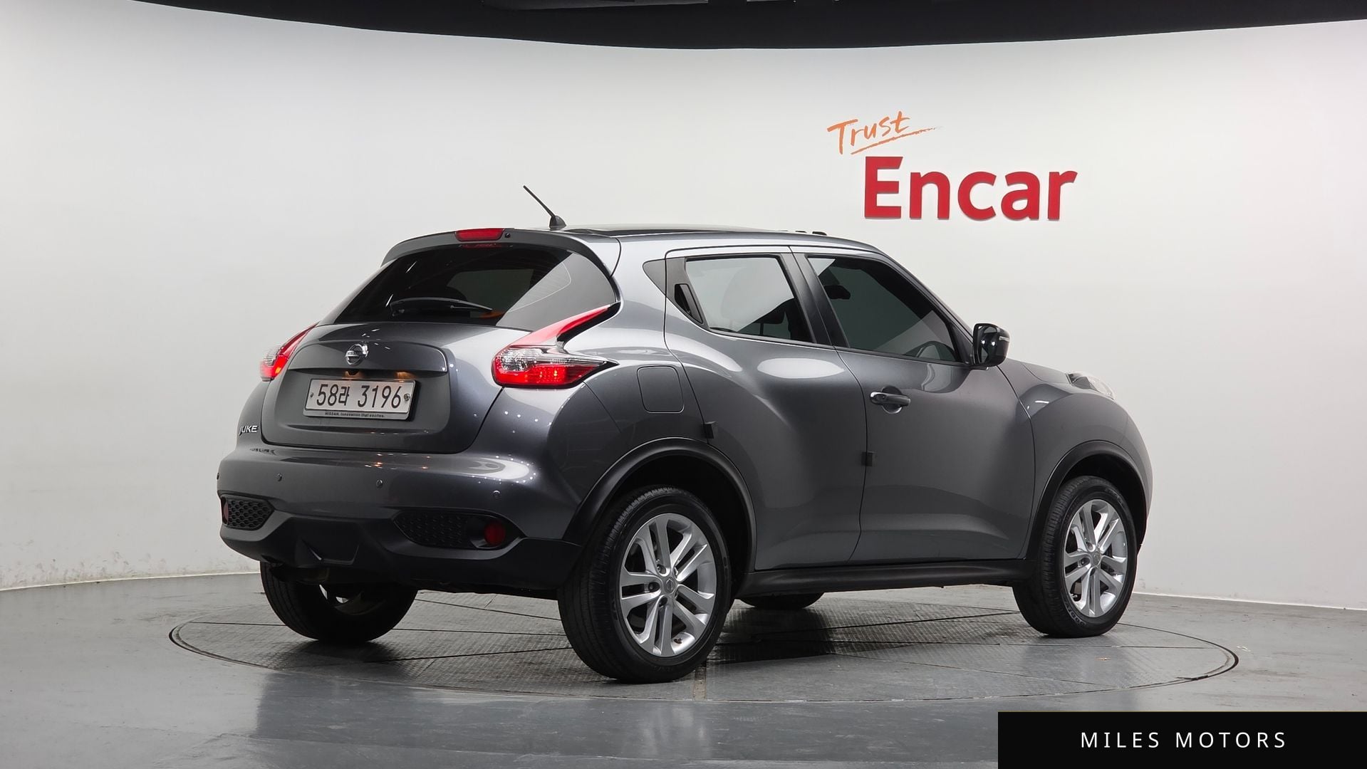 Nissan Juke 2017 — миниатюра 2
