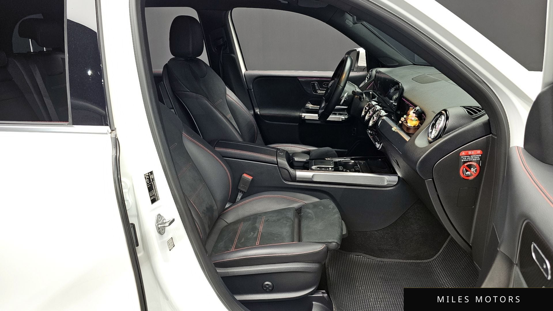 Mercedes-Benz GLB-Class X247 2021 — миниатюра 11