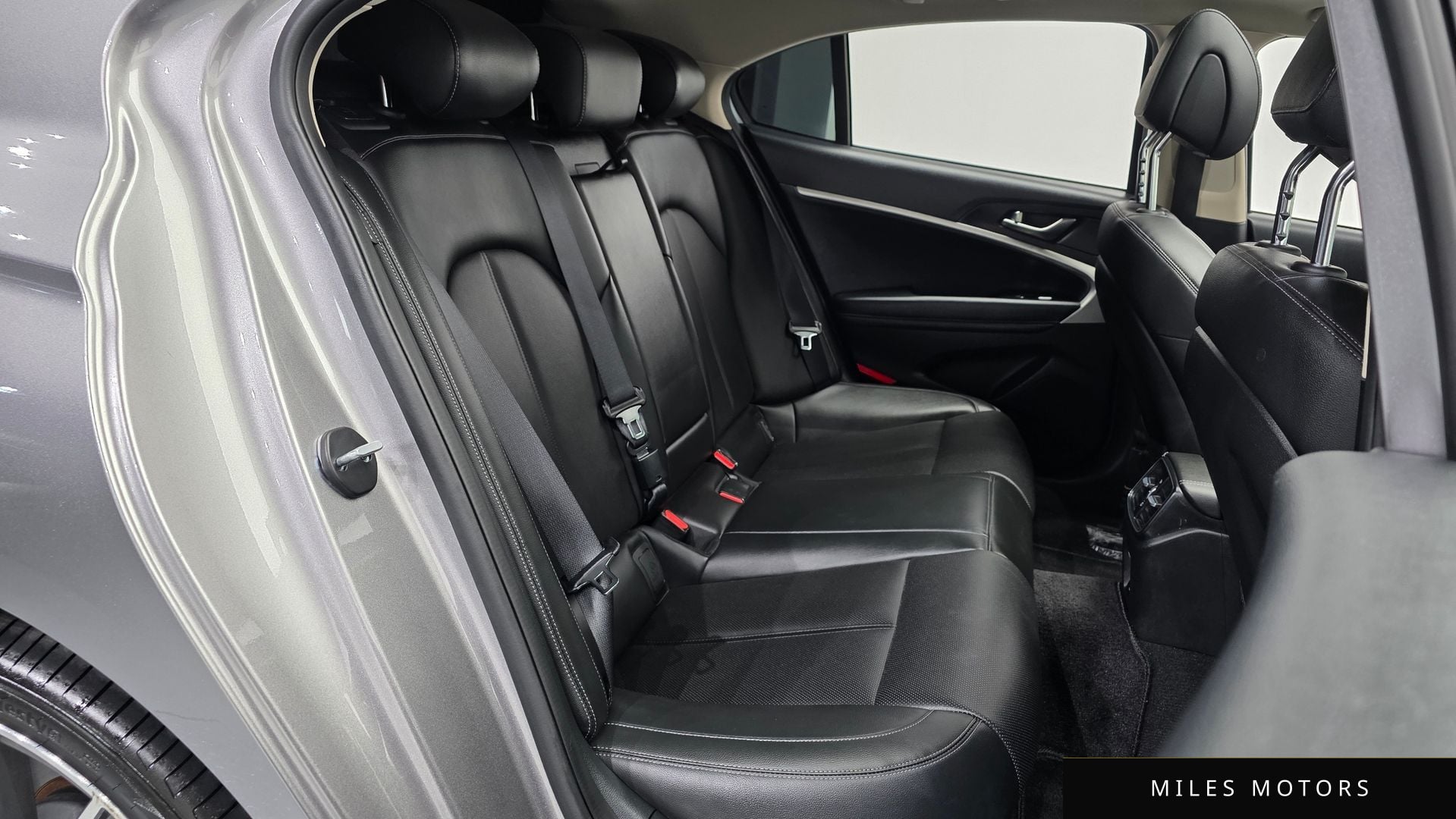 Genesis G70 2023 — миниатюра 12