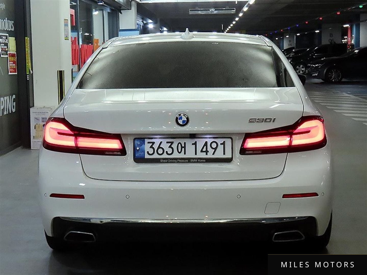 BMW 5 Series (G30) 2022 — миниатюра 4