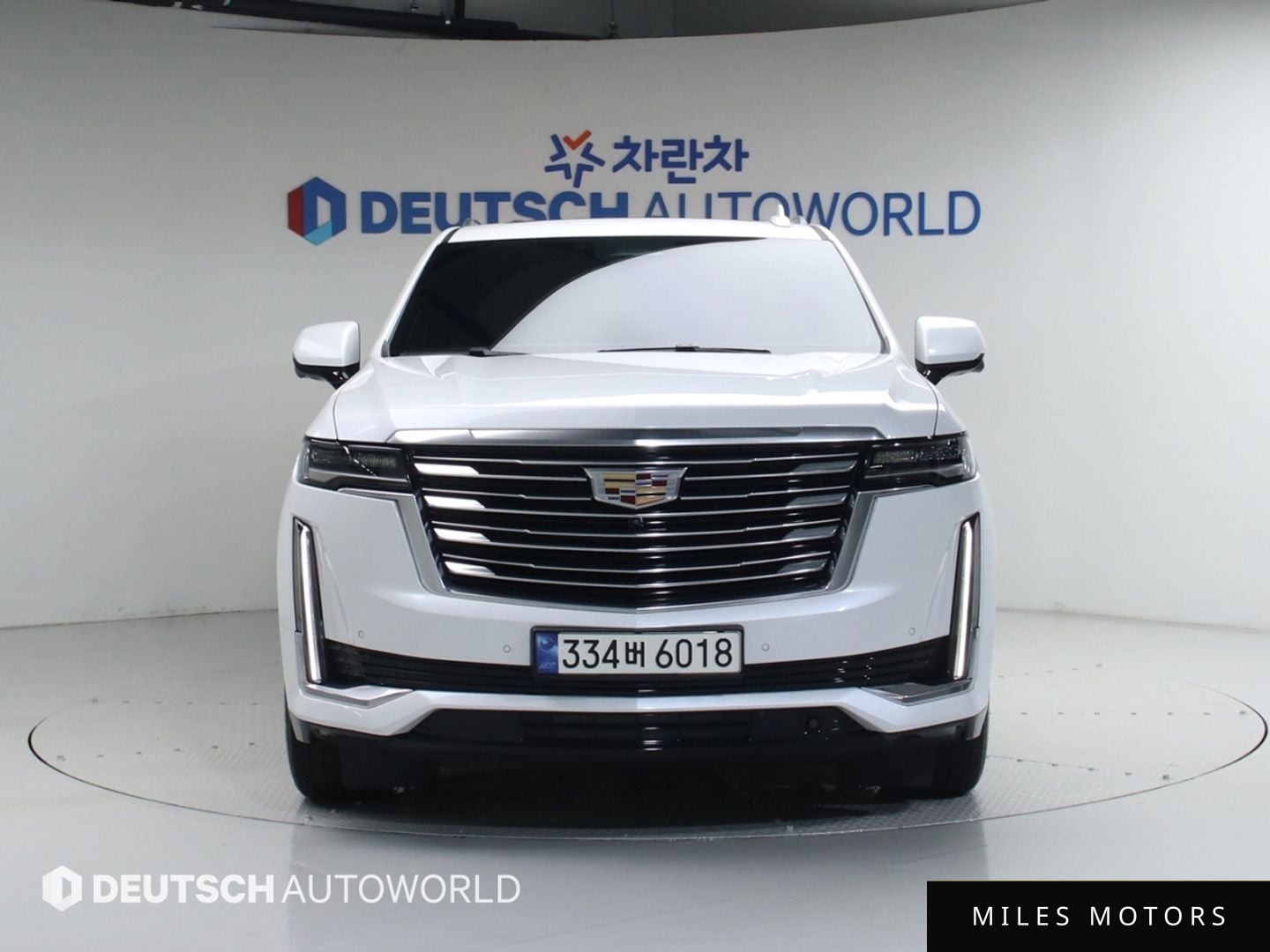 Cadillac Escalade 2023 — миниатюра 3