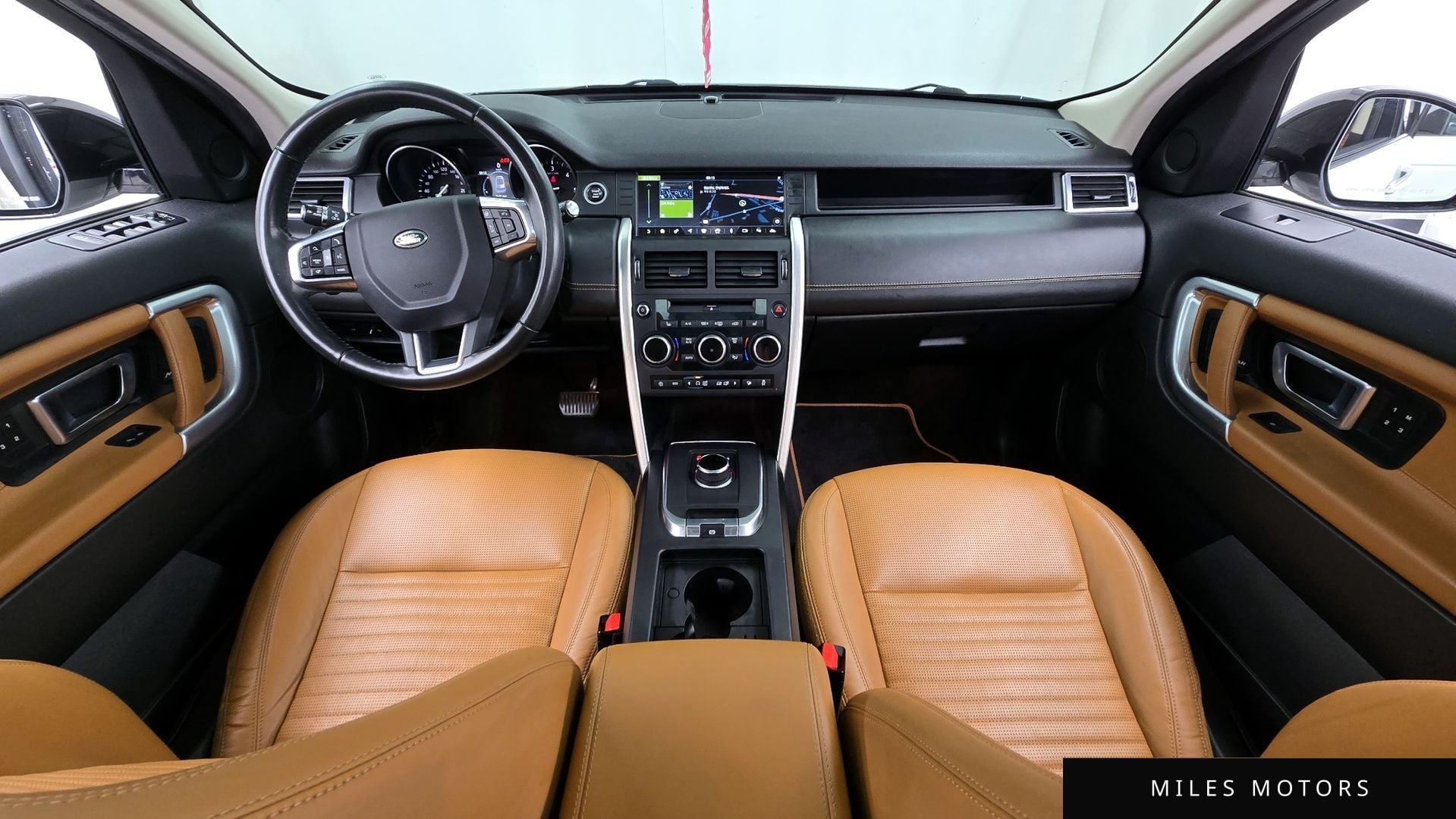 Land Rover Discovery Sport 2018 — миниатюра 7