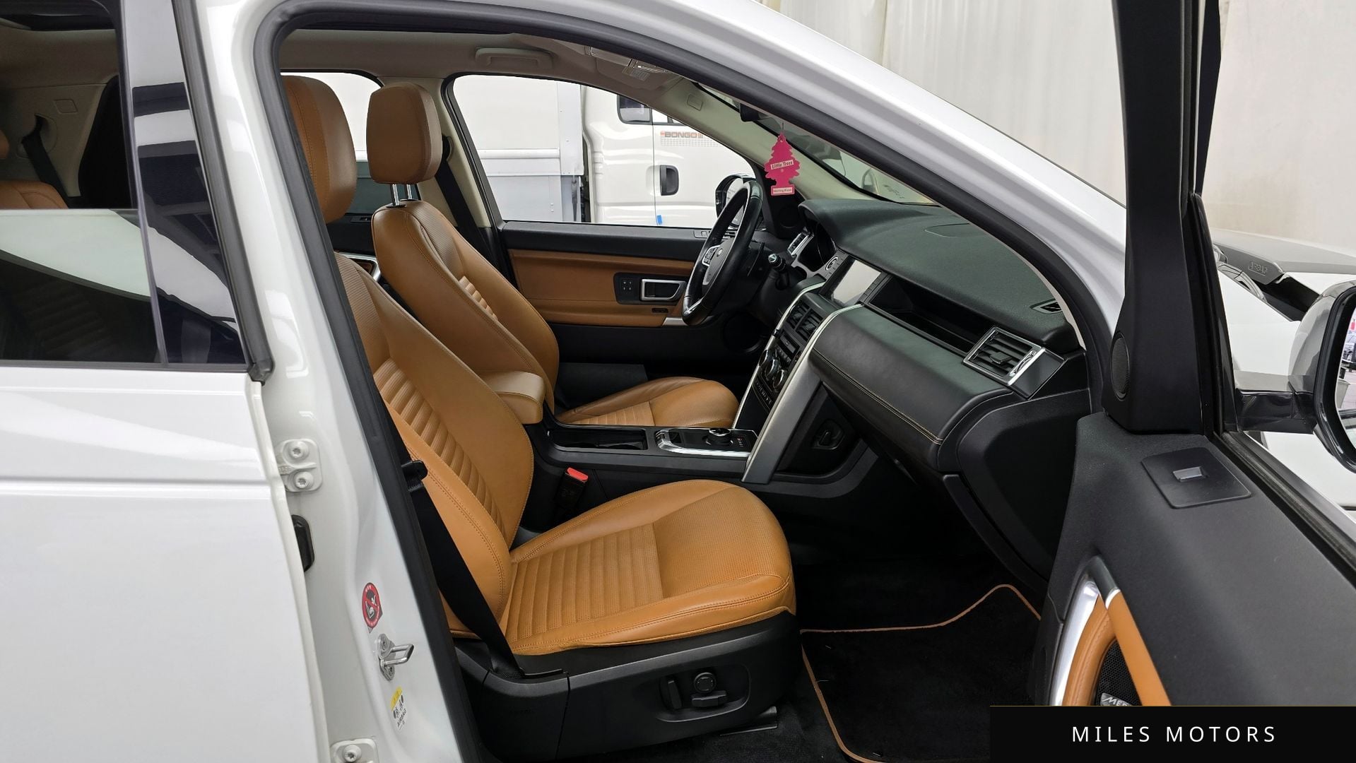 Land Rover Discovery Sport 2018 — миниатюра 7
