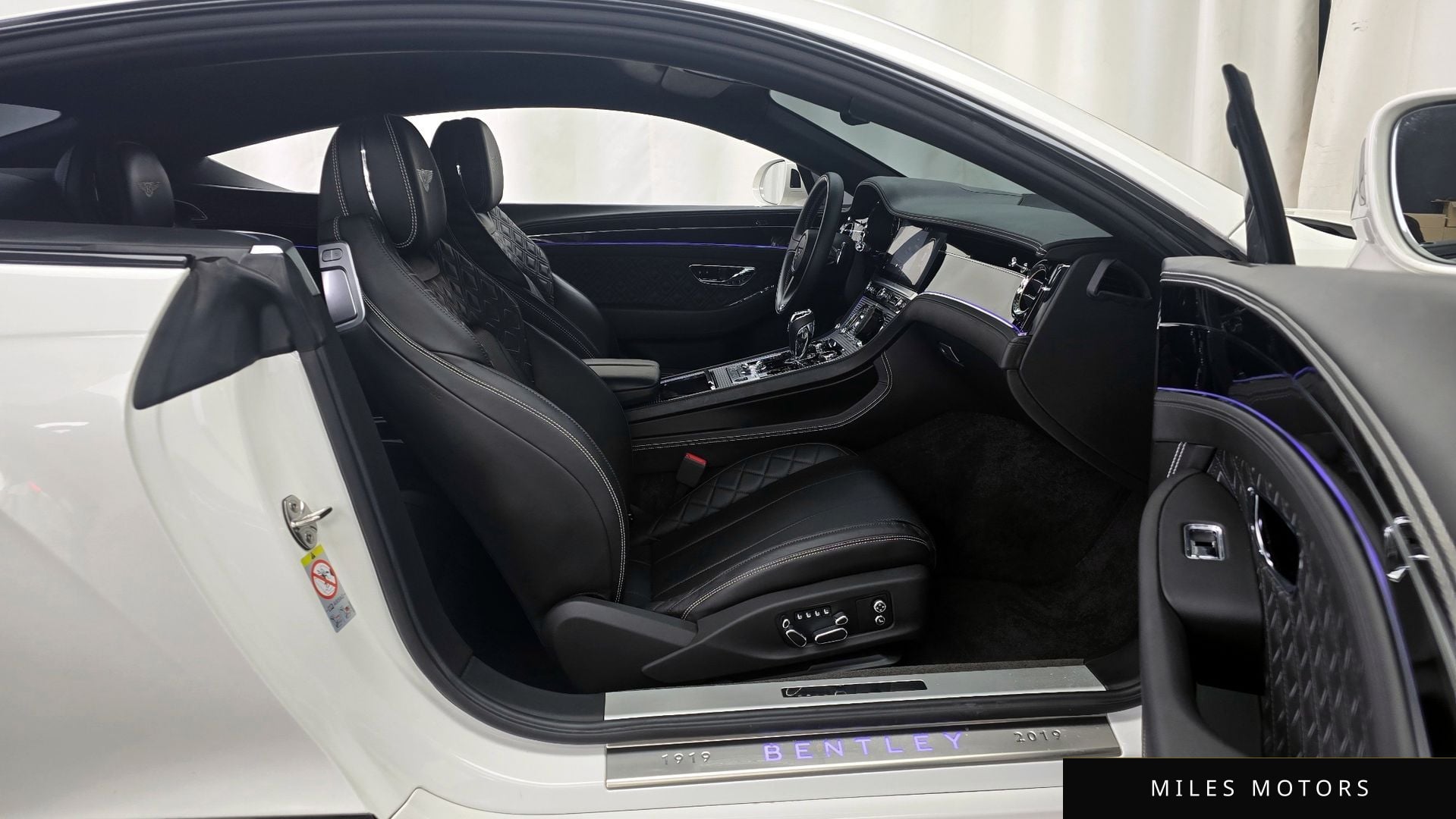 Bentley 컨티넨탈 GT 2019 — миниатюра 11