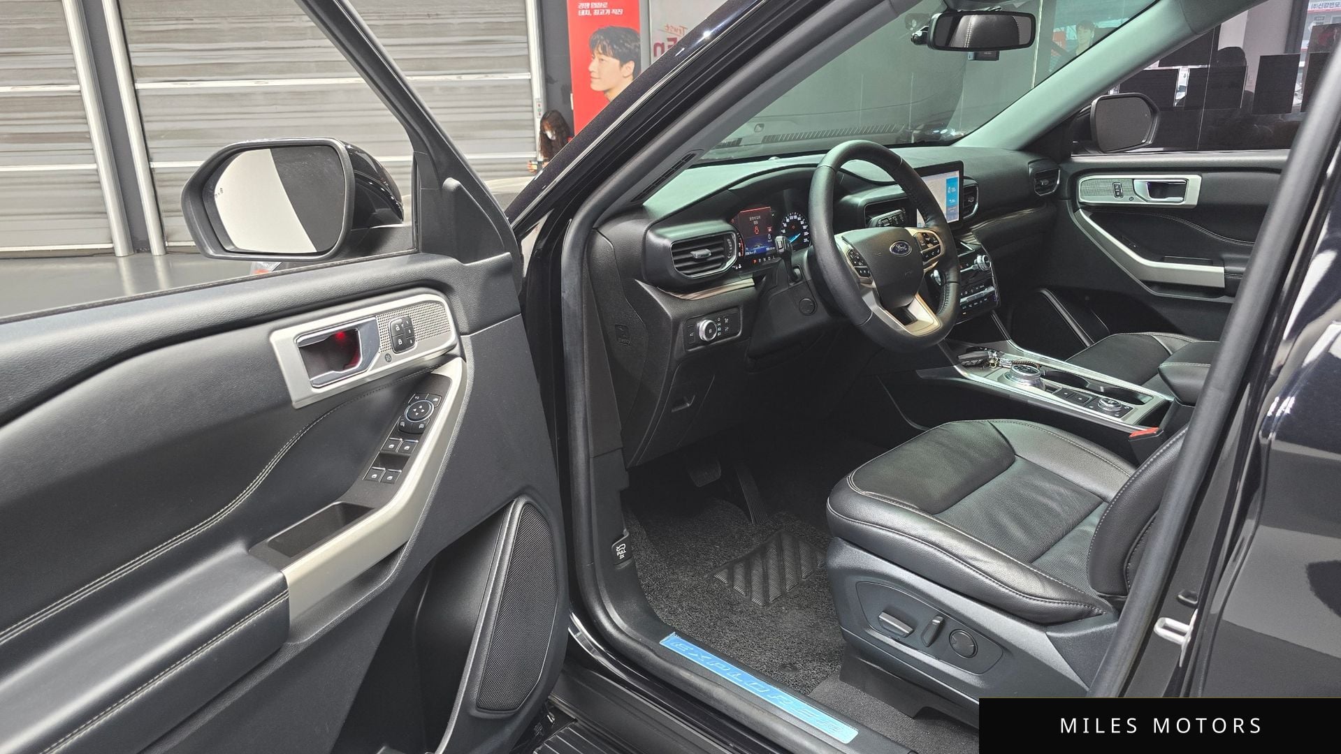 Ford Explorer 2022 — миниатюра 11