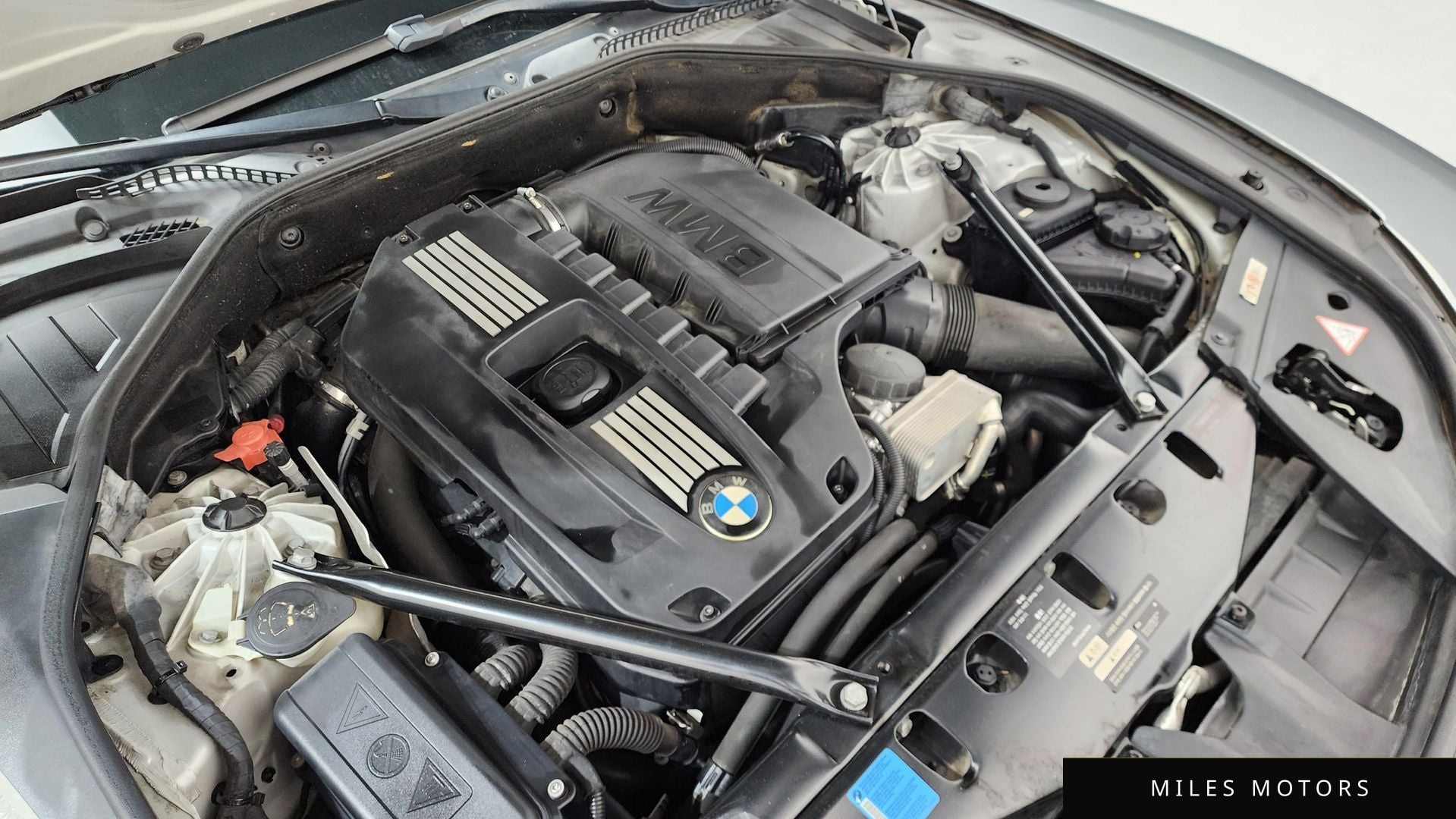 BMW 7 Series (F01) 2010 — миниатюра 6