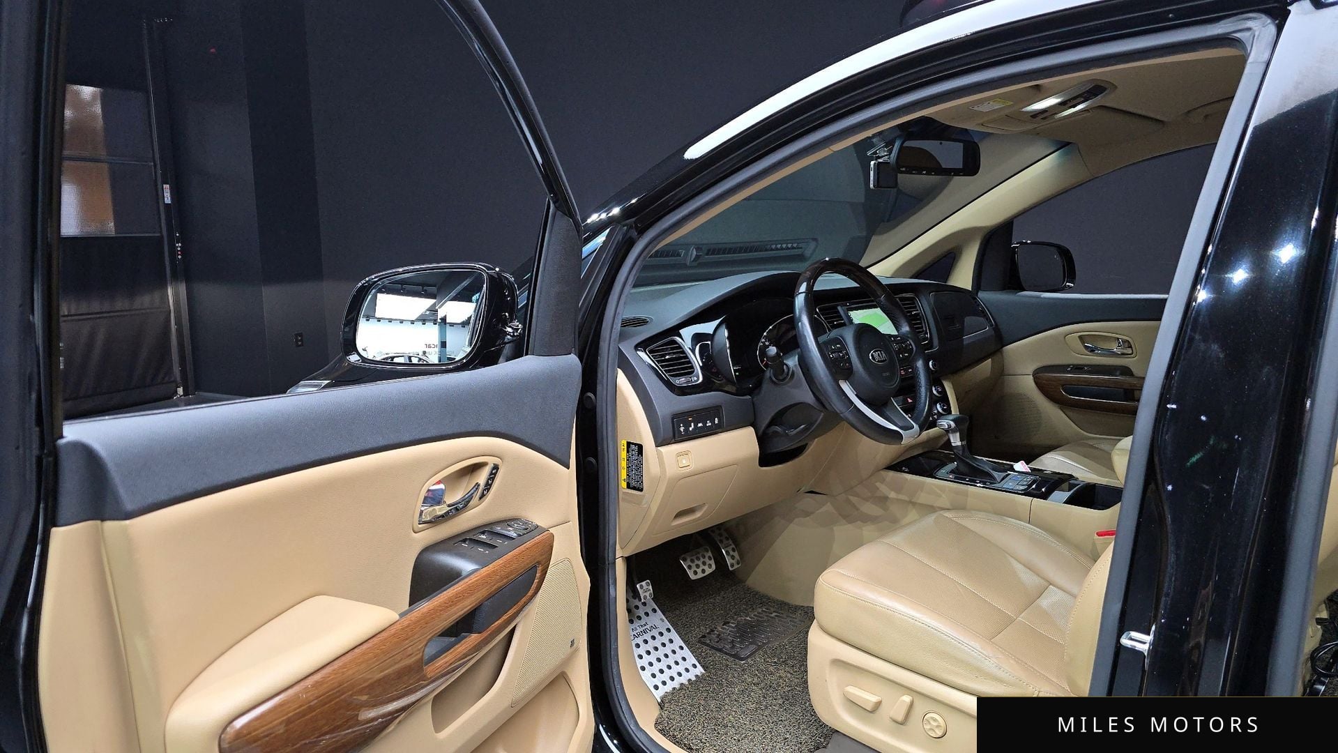 Kia Canival 2018 — миниатюра 10