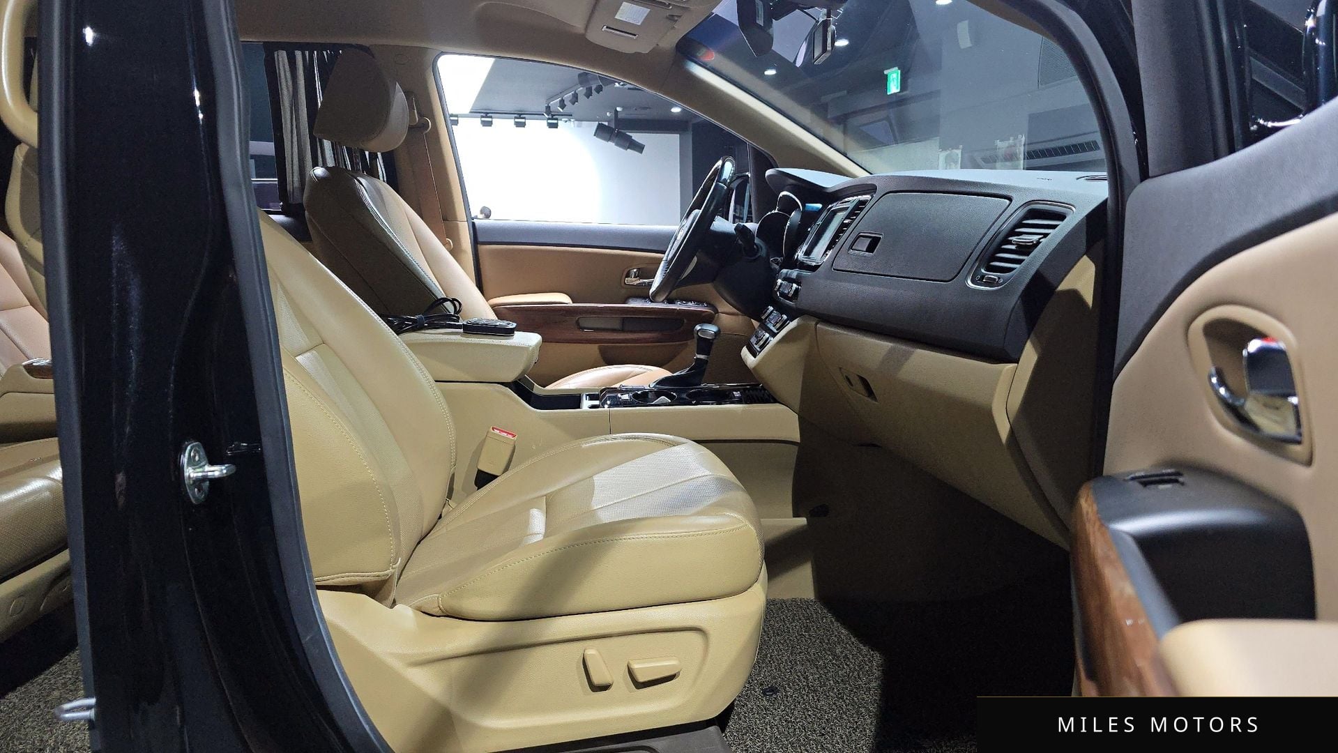 Kia Canival 2018 — миниатюра 11
