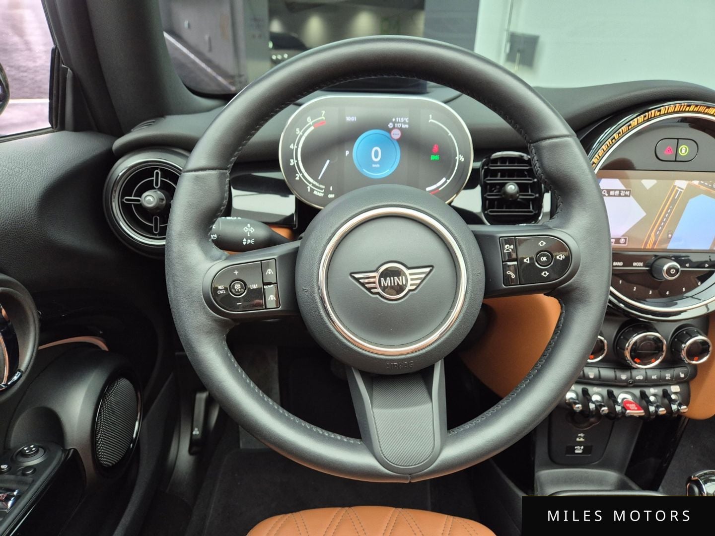 MINI Cooper Convertible 2022 — миниатюра 12