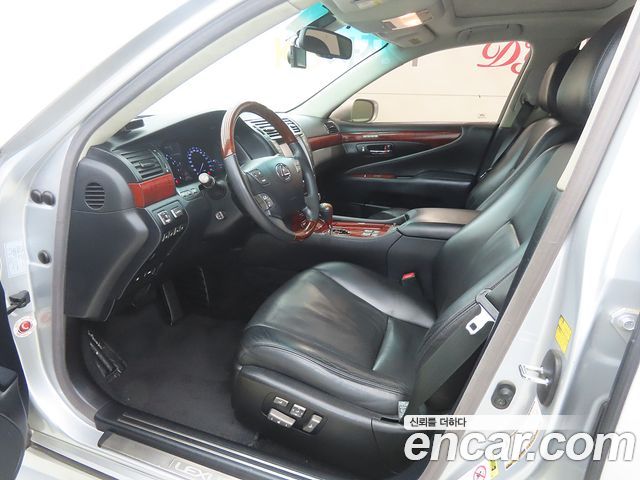 Лексус LS460 2011 — миниатюра 7