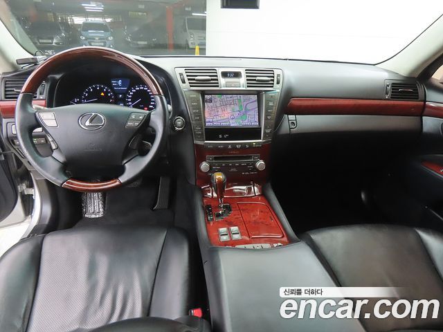Лексус LS460 2011 — миниатюра 8