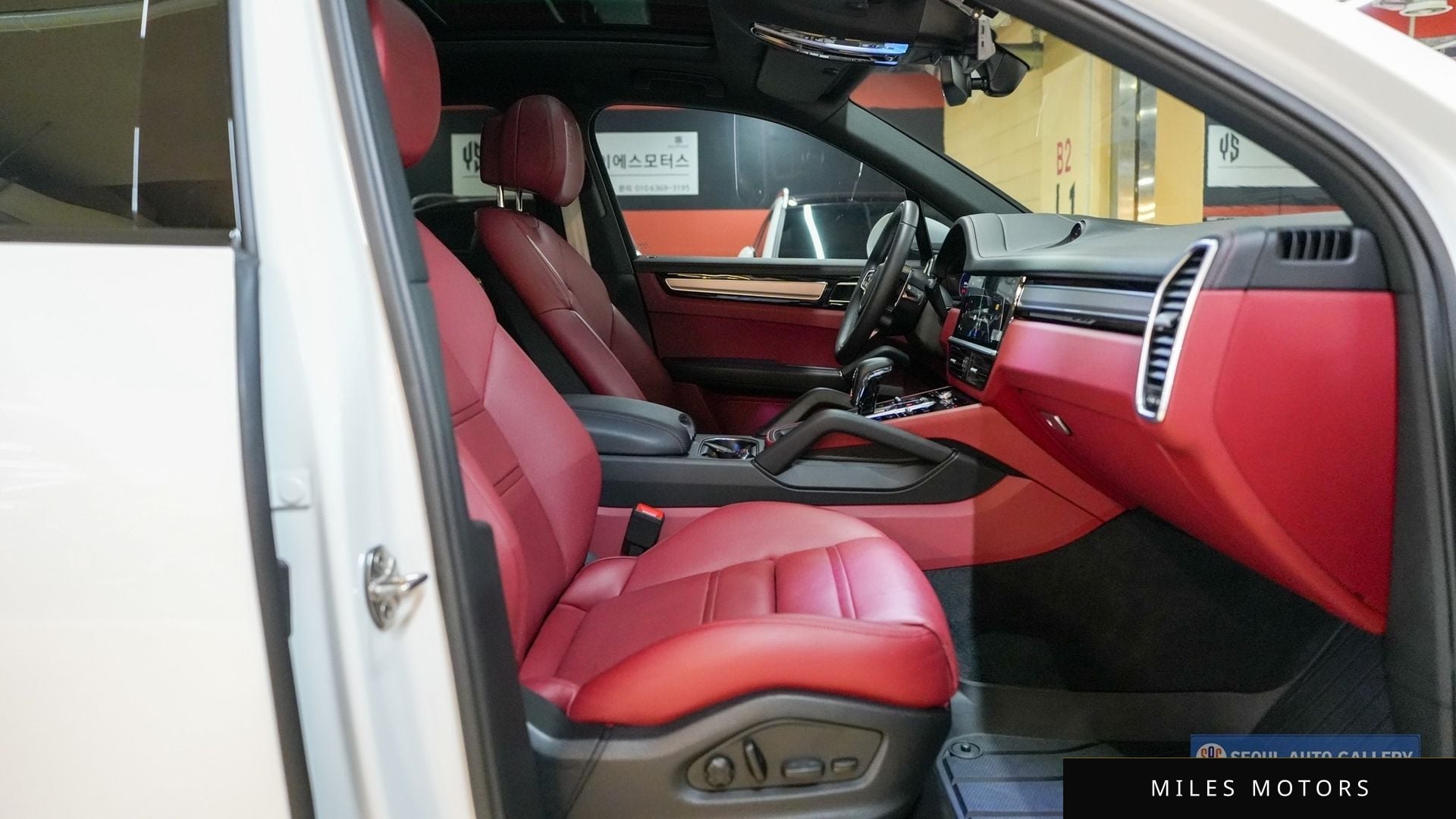 Porsche Cayenne 2023 — миниатюра 7