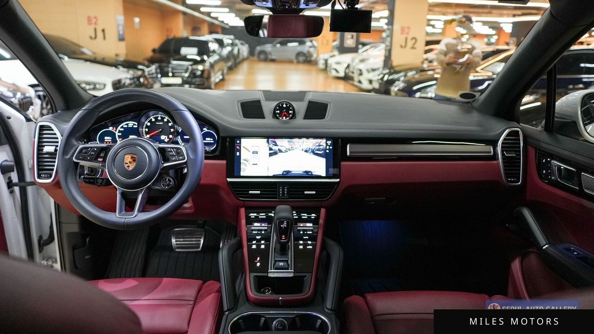 Porsche Cayenne 2023 — миниатюра 16