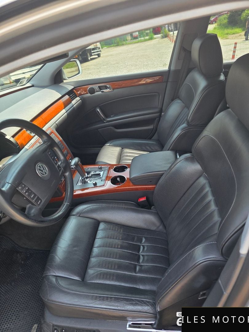 Volkswagen Phaeton 2009 — миниатюра 11