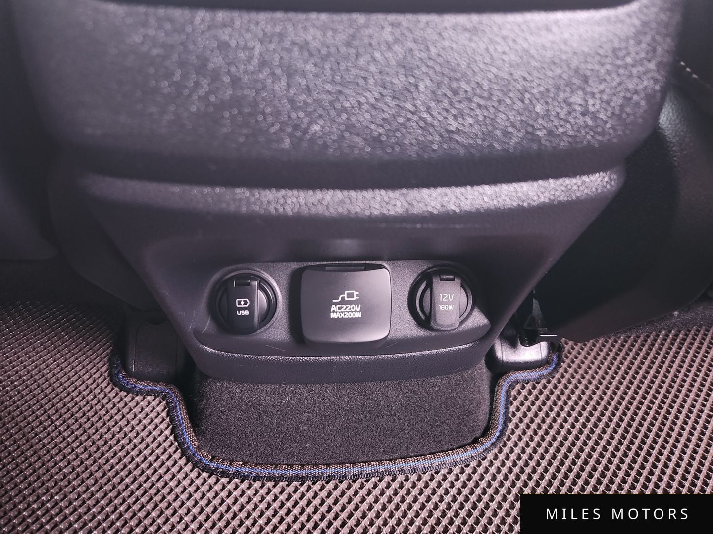 Kia Sorento 2015 — миниатюра 15